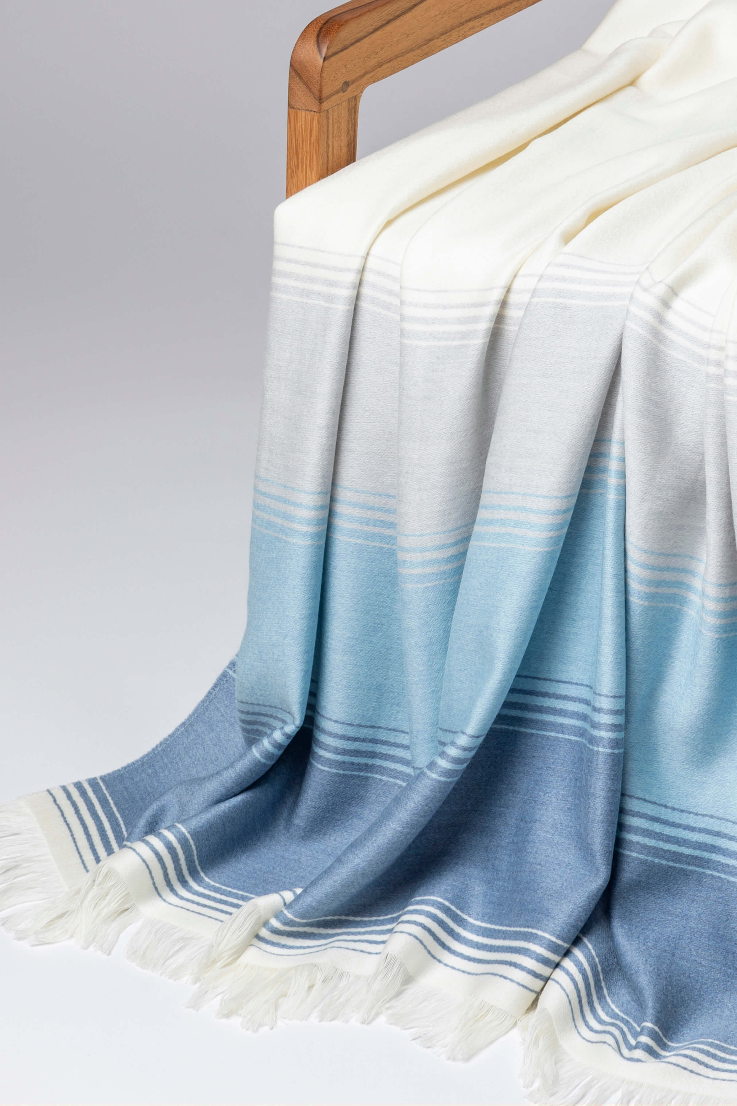 West End Merino Wool Christmas Throw main image 1
