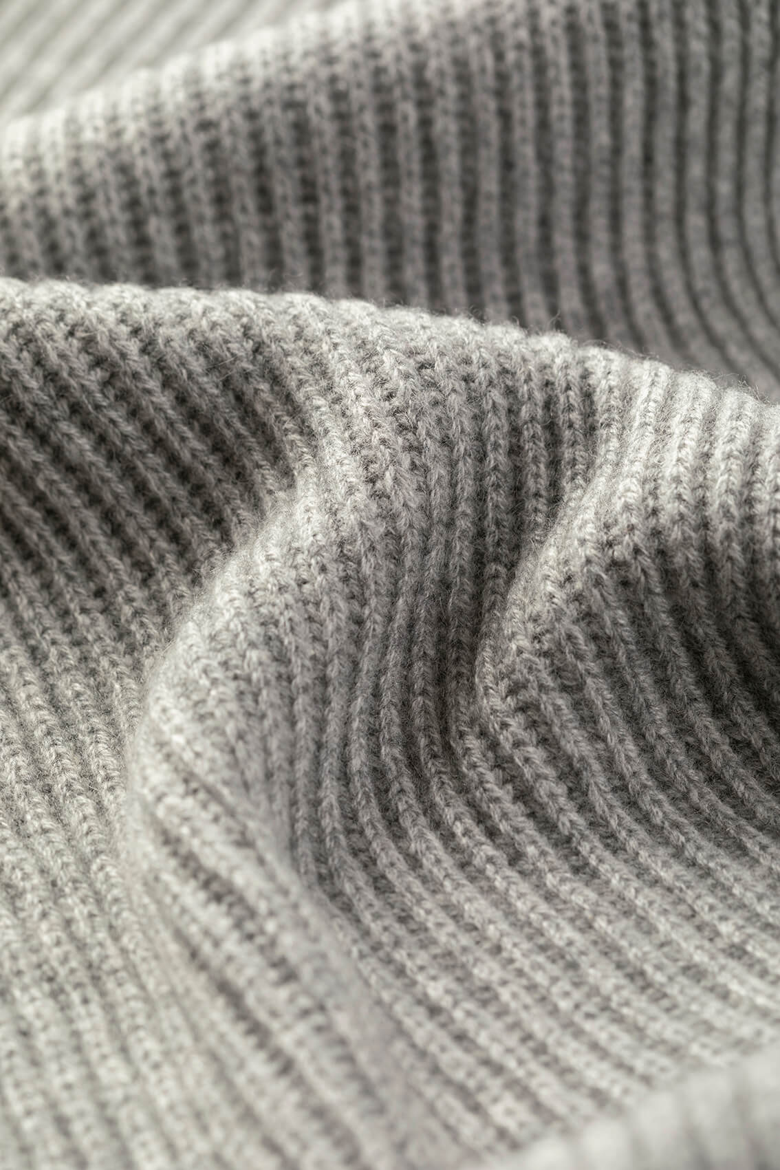 Johnstons of Elgin Knitted Accessories Light Grey Grey Cashmere Ribbed Scarf HAA01684HA0308ONE