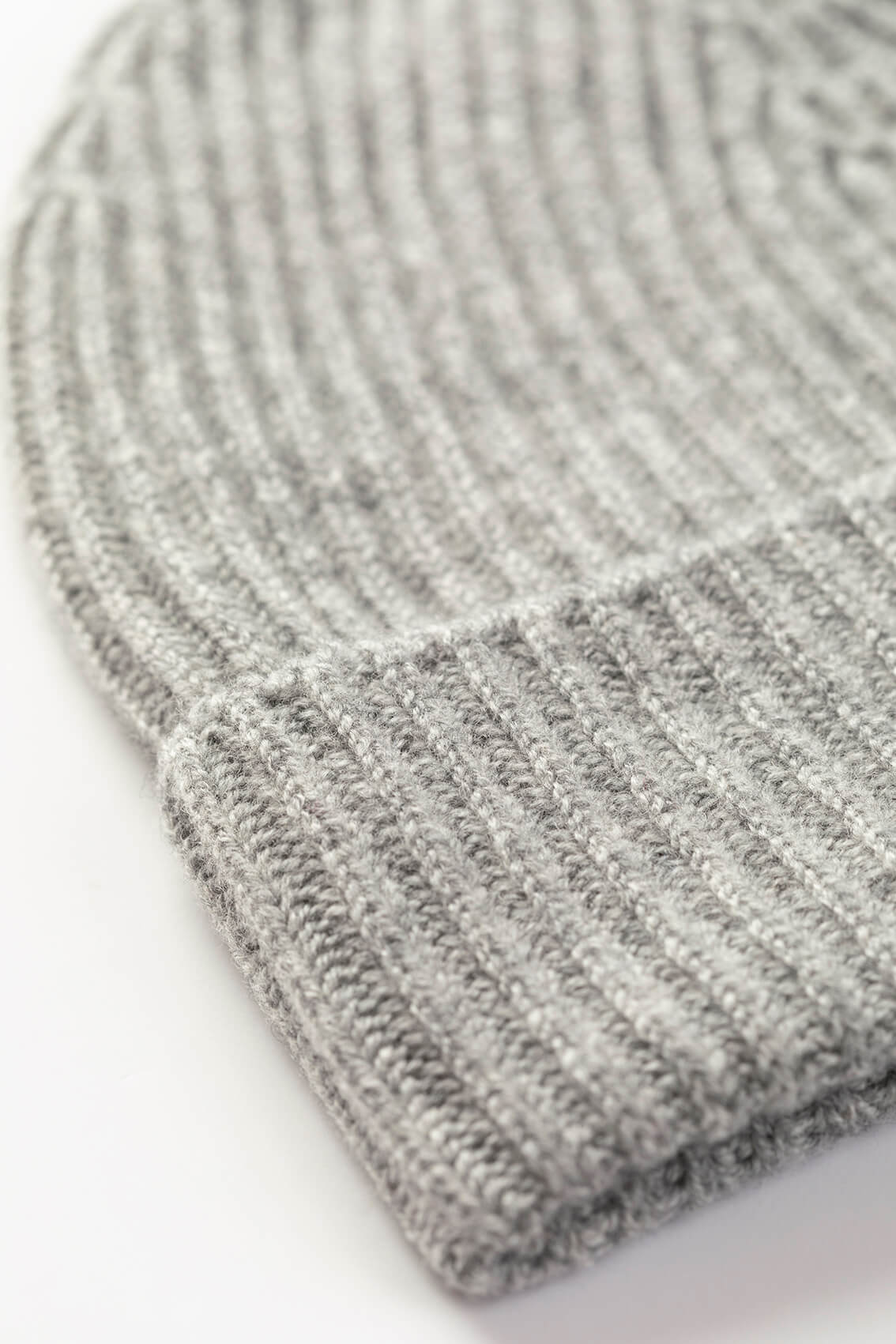 Johnstons of Elgin Knitted Accessories Light Grey Light Grey Ribbed Cashmere Beanie HAA03320HA0308ONE