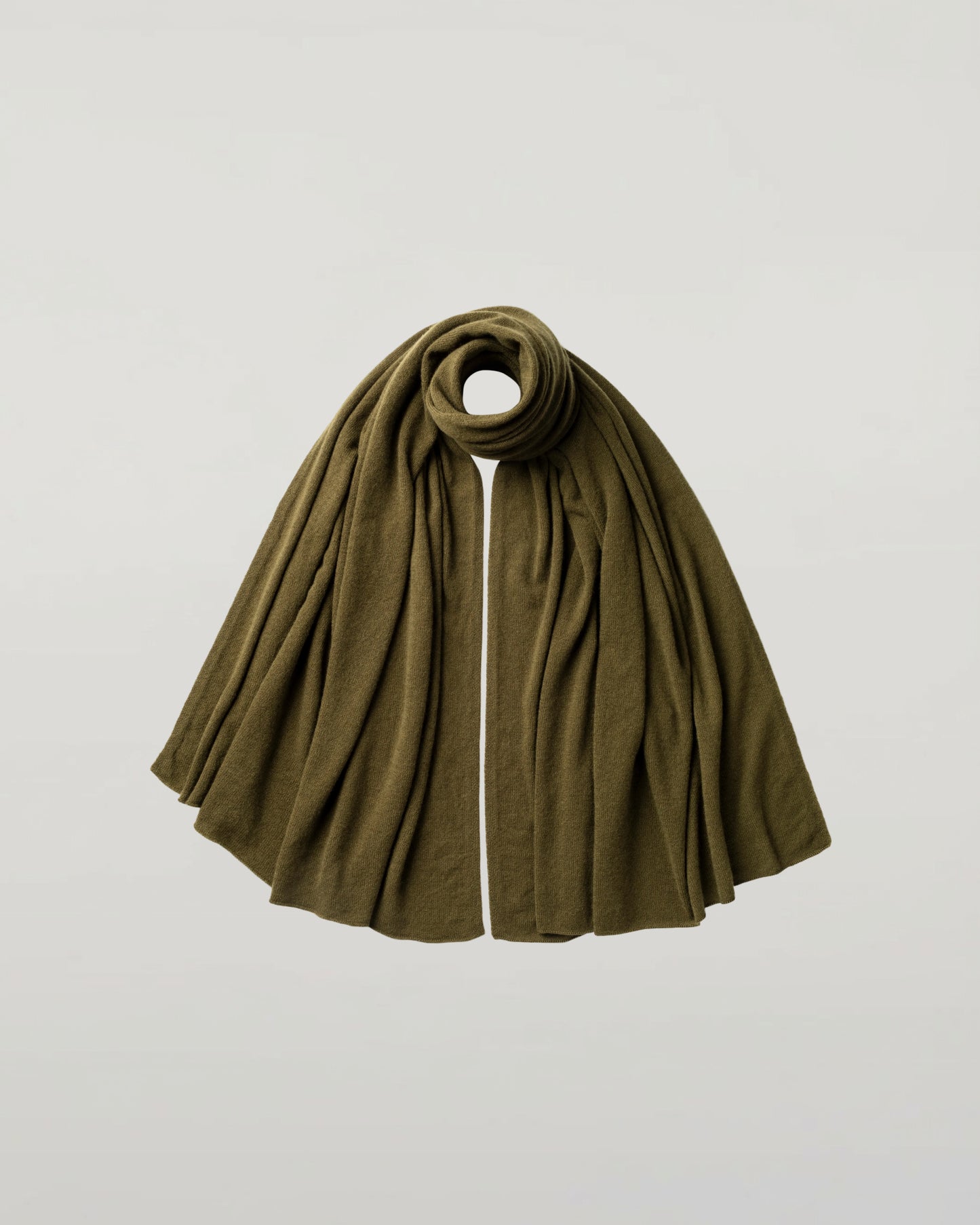 Johnstons of Elgin AW24 Knitted Accessory Olive Gauzy Cashmere Travel Stole HAA03407SC4573ONE