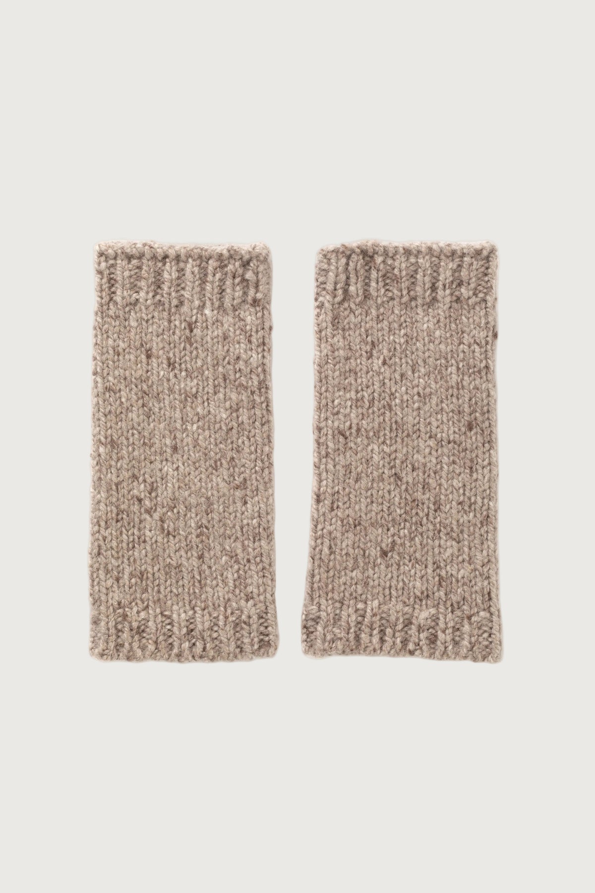 Johnstons of Elgin AW24 Knitted Accessory Ash Donegal Cashmere Wrist Warmers HAC03255HB4352ONE
