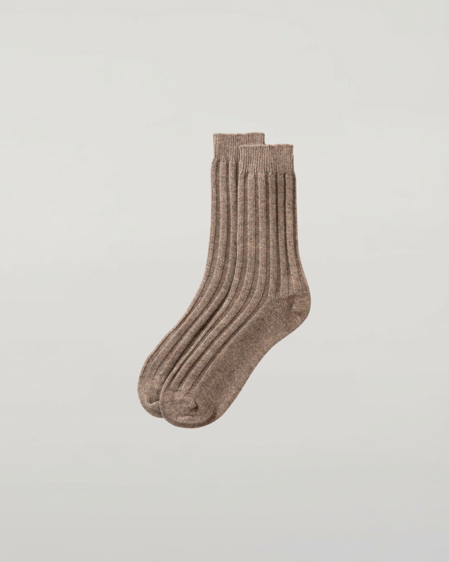 Johnstons of Elgin AW25 Knitted Accessories Ash Men's Brown Cashmere Lounge Socks HAG02814HB4334ONE