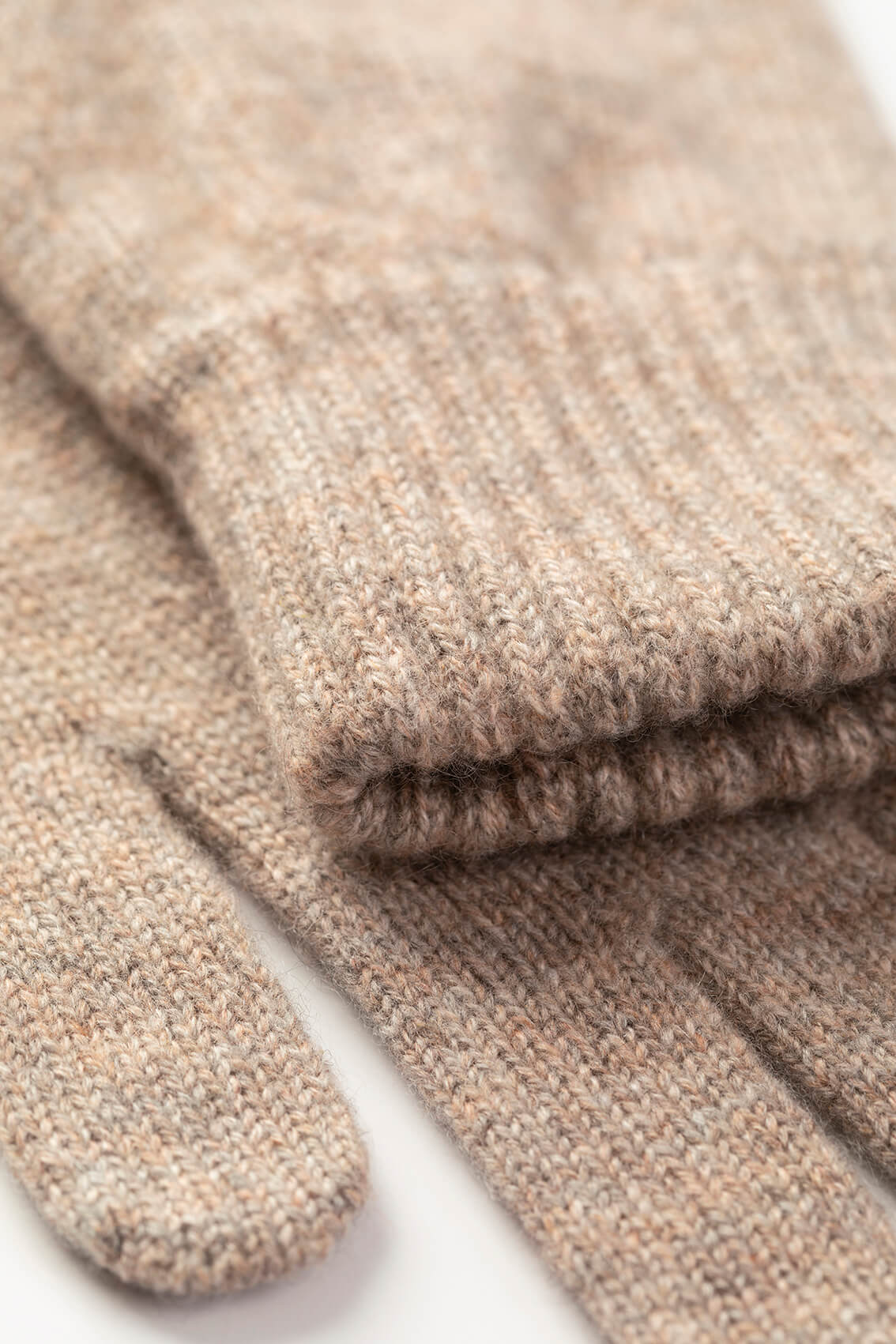 Johnstons of Elgin Knitted Accessories Ash Men's Cashmere Brown Gloves HAY01001HB4334ONE