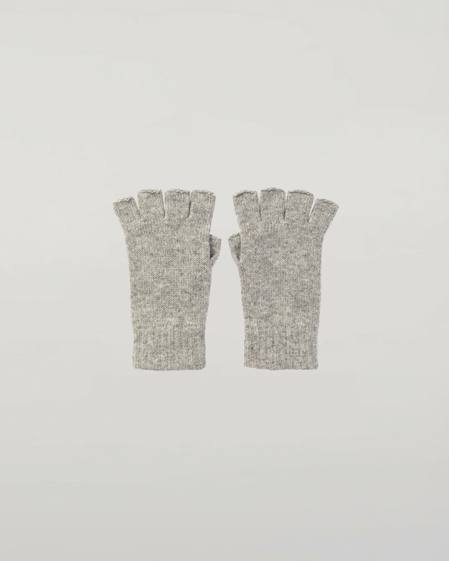 Johnstons of Elgin AW25 Knitted Accessories Light Grey Fingerless Grey Cashmere Gloves HAY02223HA0308ONE