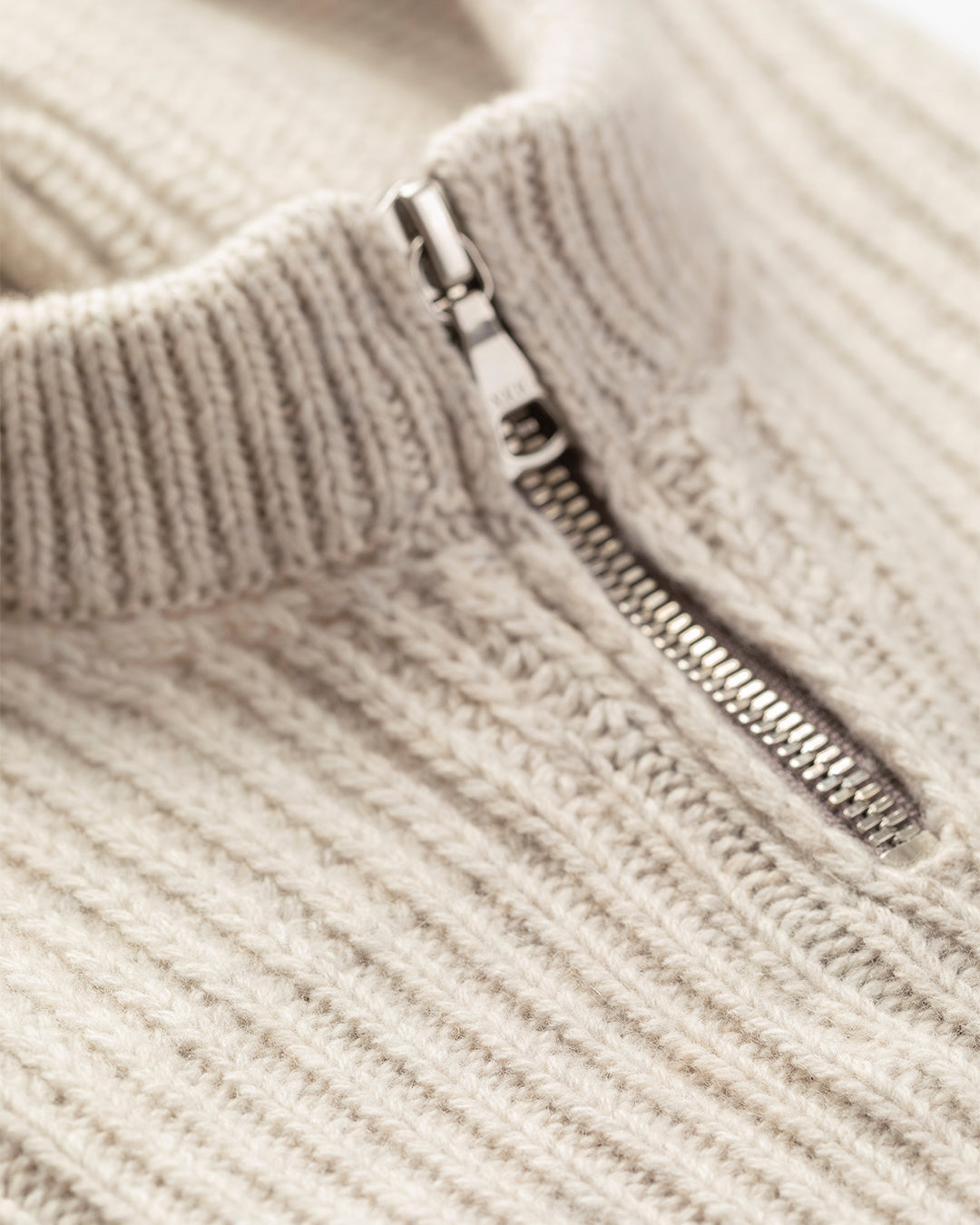 JOHNSTONS OF ELGIN NEVIS HOOD NATURAL 100% CASHMERE HAY03615Q26169ONE