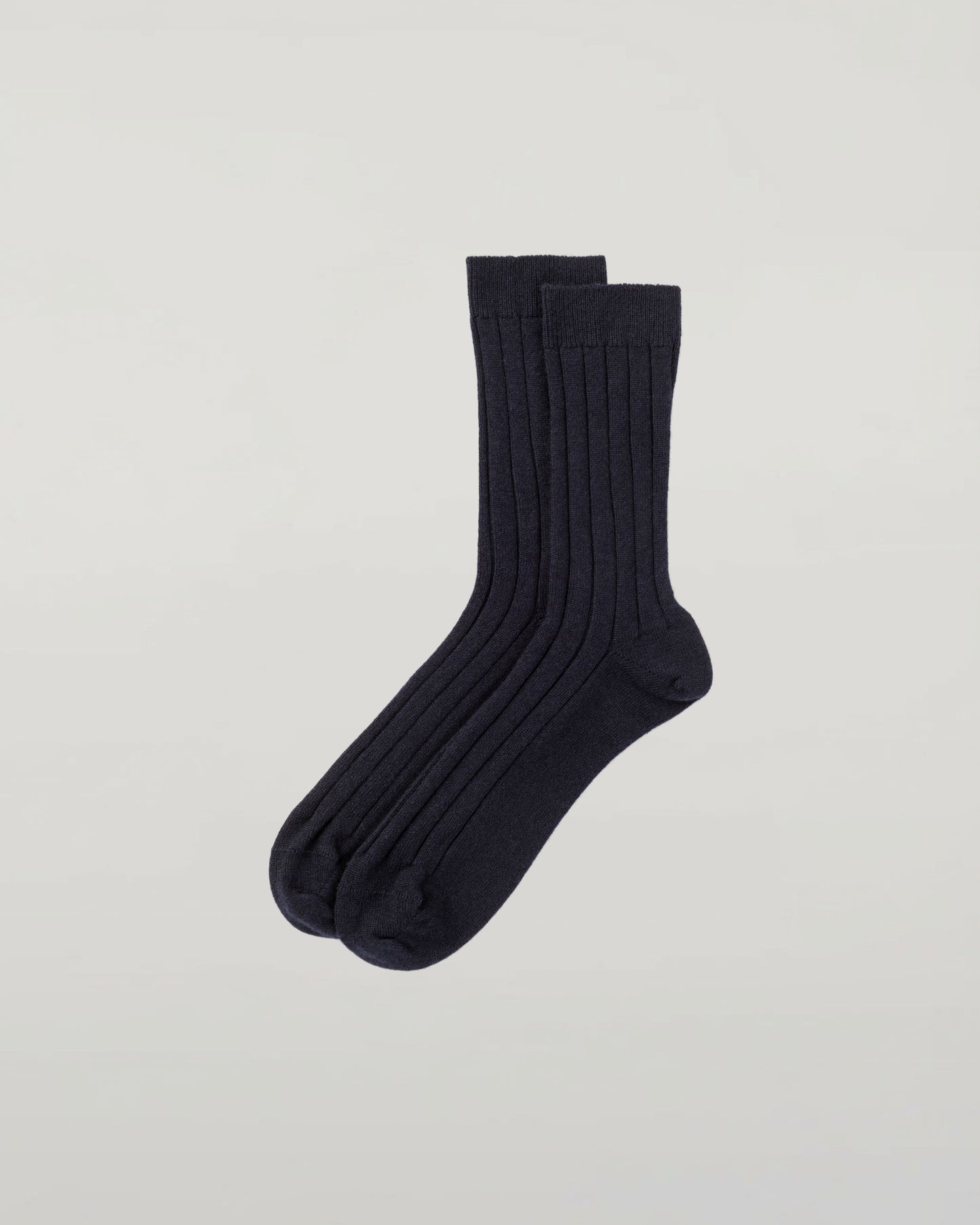 Johnstons of Elgin's Men's Cashmere Ribbed Socks HBN01009SD7286