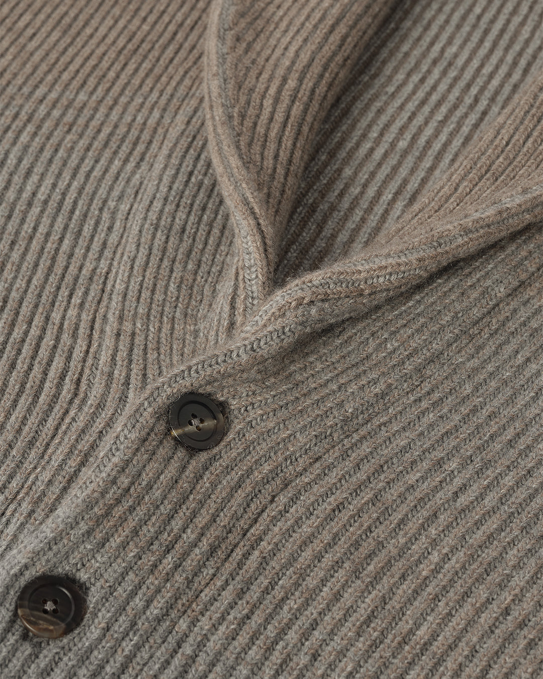 JOHNSTONS OF ELGIN PIONEER SHAWL CARDIGAN GREY 100% CASHMERE UAA05750Q25948