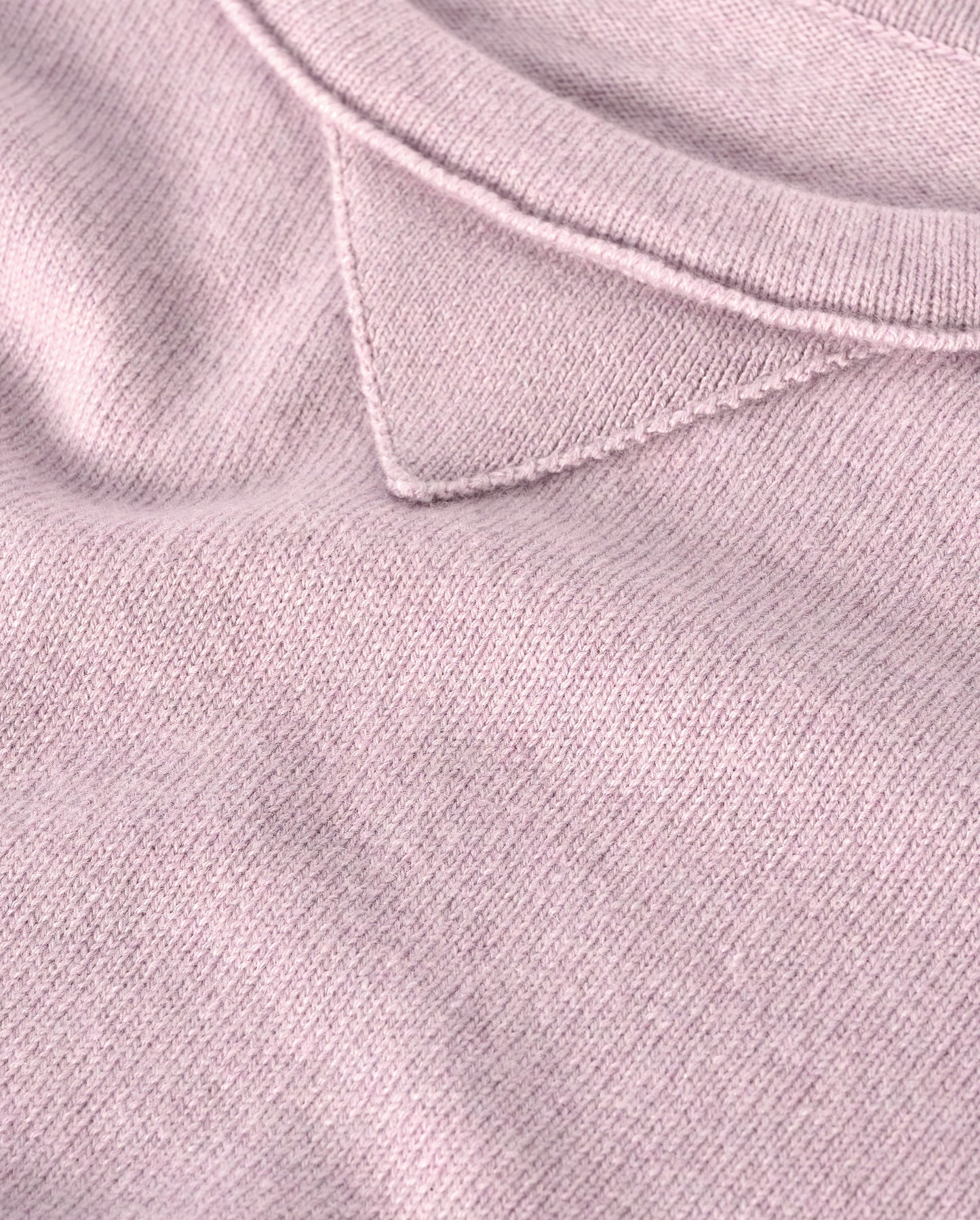 JOHNSTONS OF ELGIN WOMENS STELLA SWEATSHIRT PINK 100% CASHMERE WITH NATURAL CASHMERE SHORTS, AND VERDIGRIS BRAEMAR CASHMERE BEANIE KAA05770HE0071