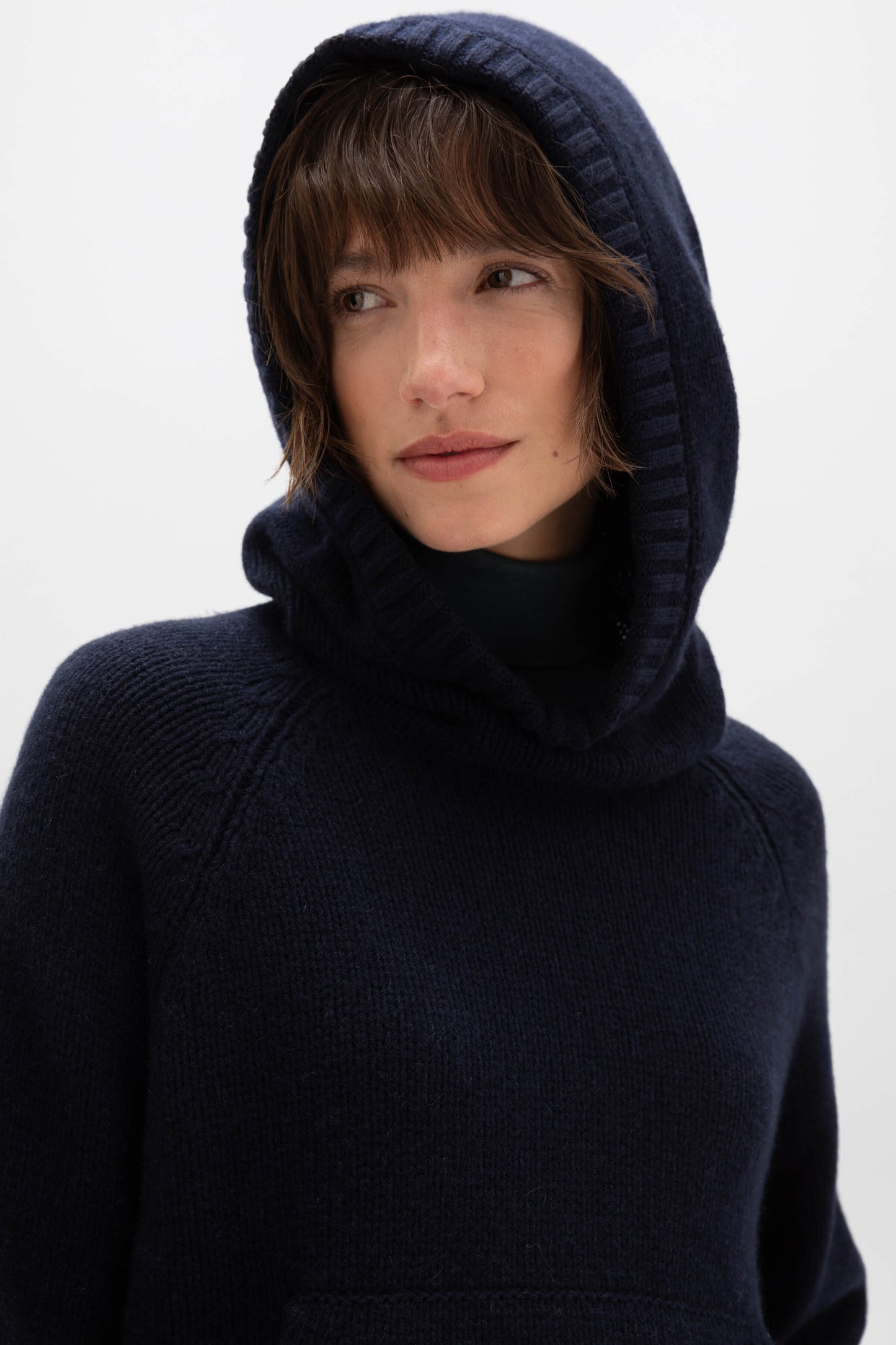 Johnstons of Elgin AW24 Women's Knitwear Dark Navy Oversized Cashmere Hoodie KAC05328SD7286