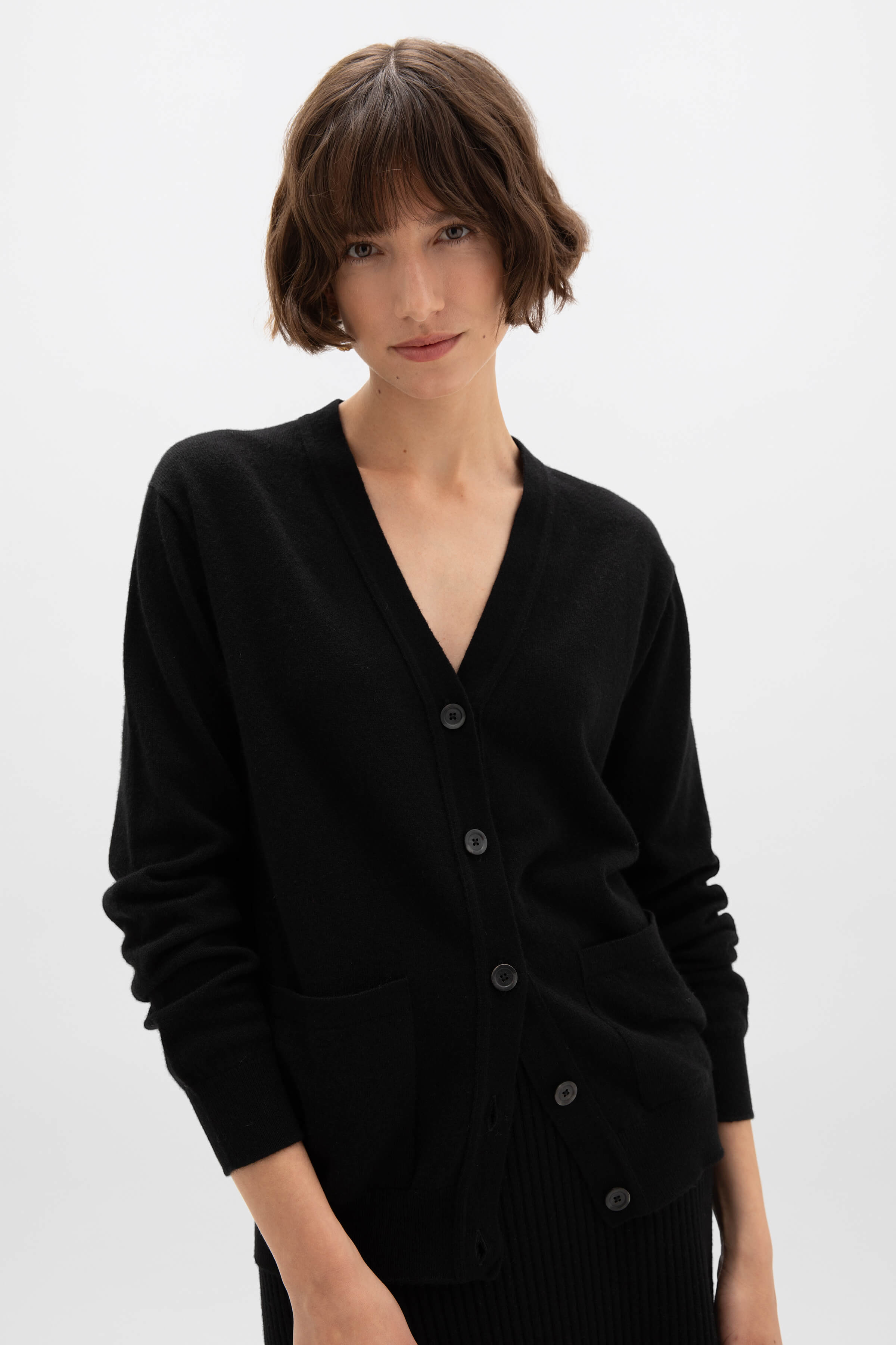 Black Cashmere Boyfriend Cardigan Women's Cashmere Johnstons