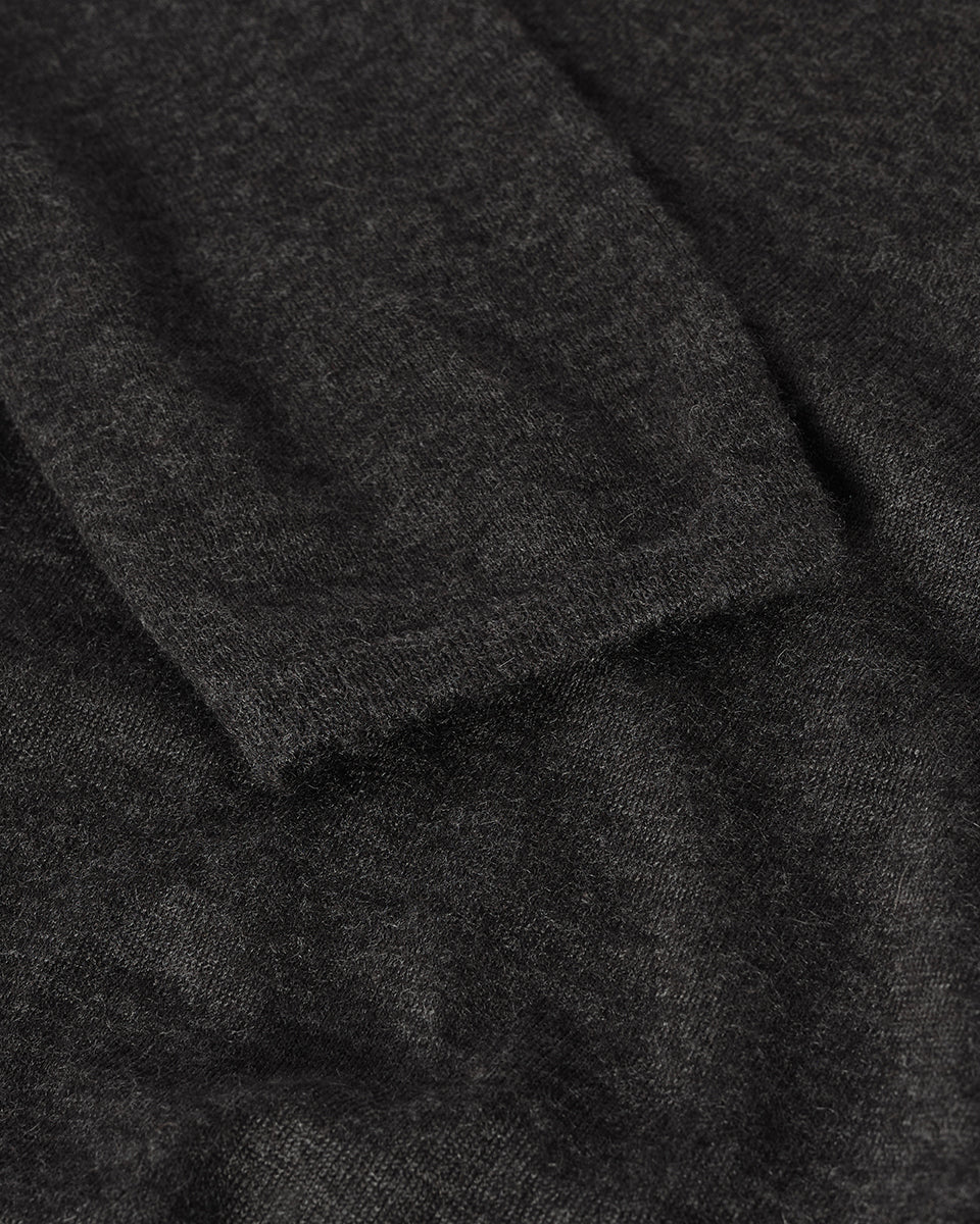 Johnstons of Elgin AW24 Women's Knitwear Charcoal Superfine Cashmere Long Sleeve T-Shirt KAI05318HA7180