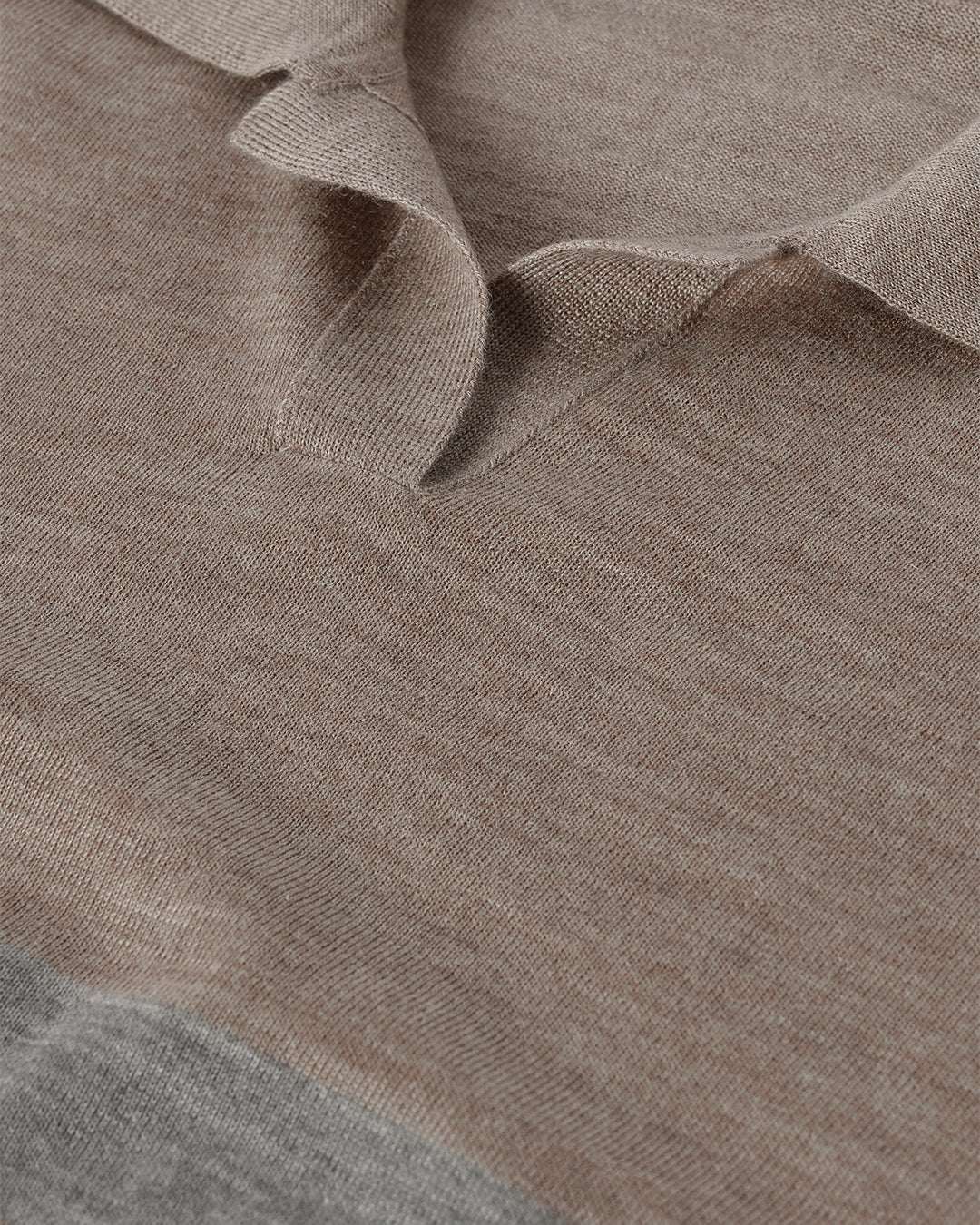 JOHNSTONS OF ELGIN WOMENS COIRA SHORT SLEEVE SHIRT BROWN & GREY 100% SUPERFINE CASHMERE KAI05714Q25956