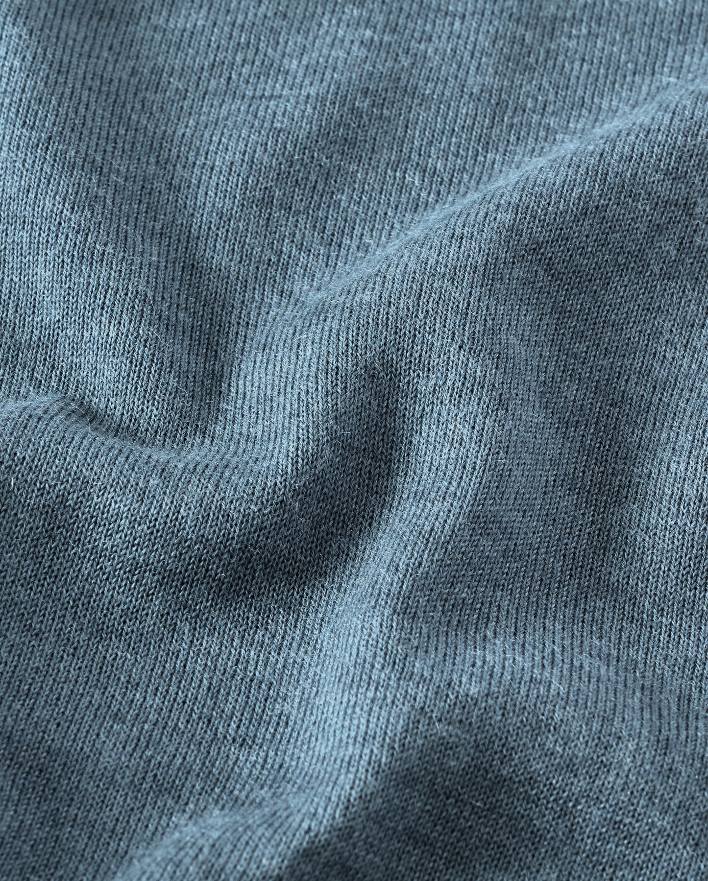 JOHNSTONS OF ELGIN MENS FIN SUPERFINE CREW GREEN 100% SUPERFINE CASHMERE KAI05717SD5242