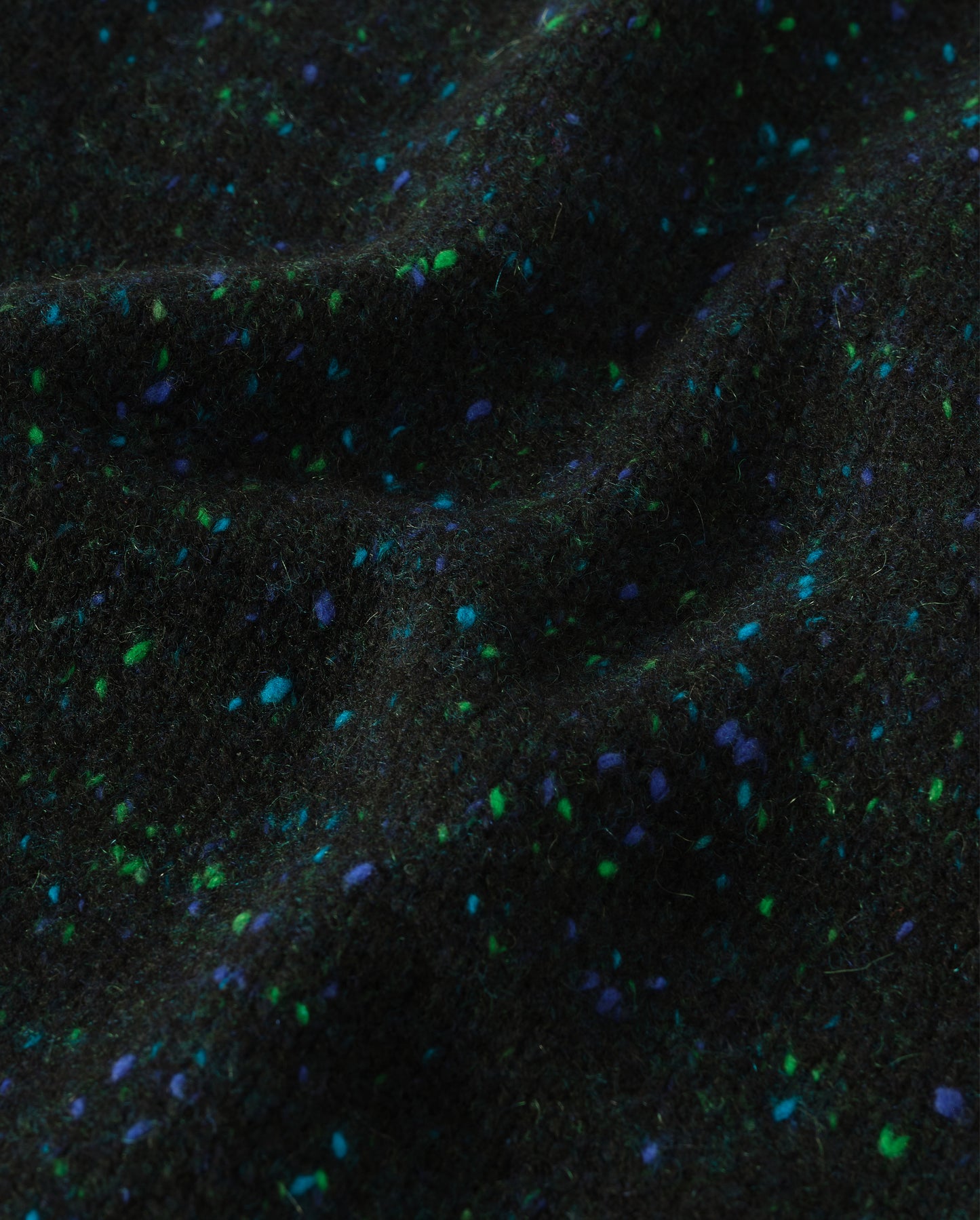 JOHNSTONS OF ELGIN MENS TIREE CREW SWEATER GREEN 100% DONEGAL CASHMERE KAI05755HC7149