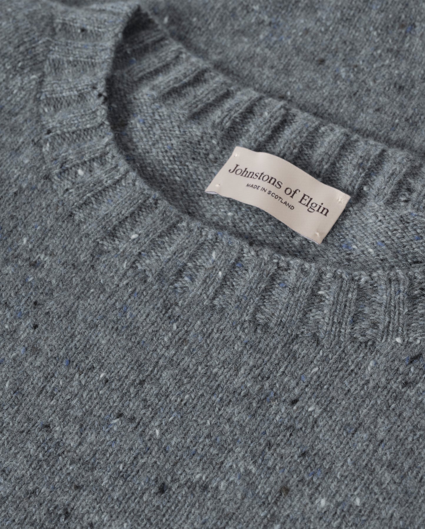 JOHNSTONS OF ELGIN TIREE CREW SWEATER DONEGAL CASHMERE CREW SWEATER GREY 100% CASHMERE KAI05755HA4270