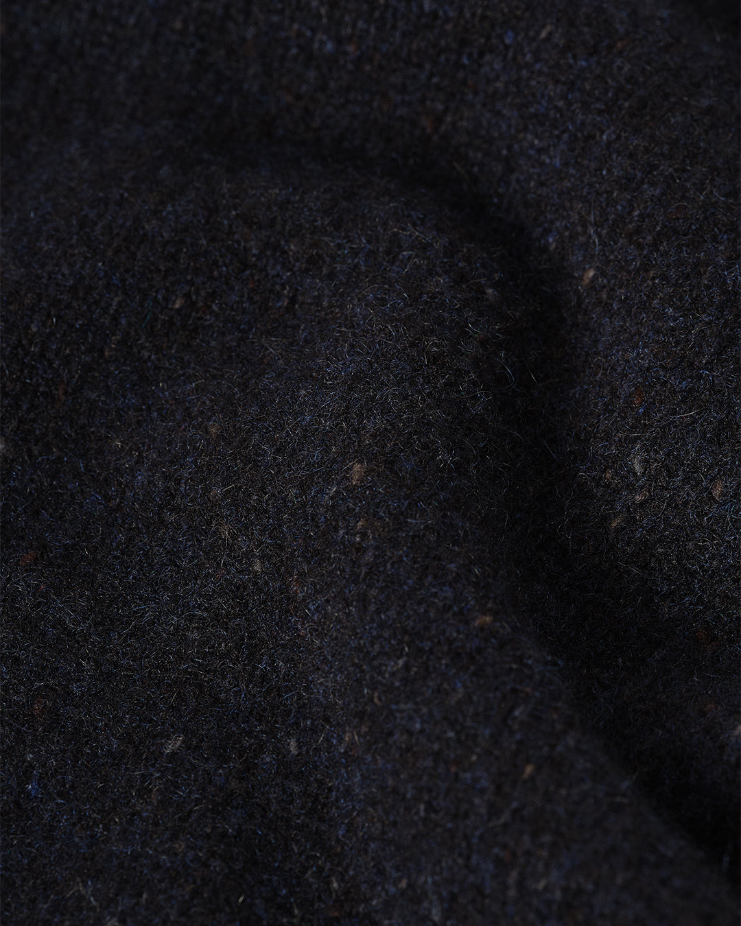 JOHNSTONS OF ELGIN MENS TIREE CREW SWEATER BLUE 100% DONEGAL CASHMERE KAI05755HD7348