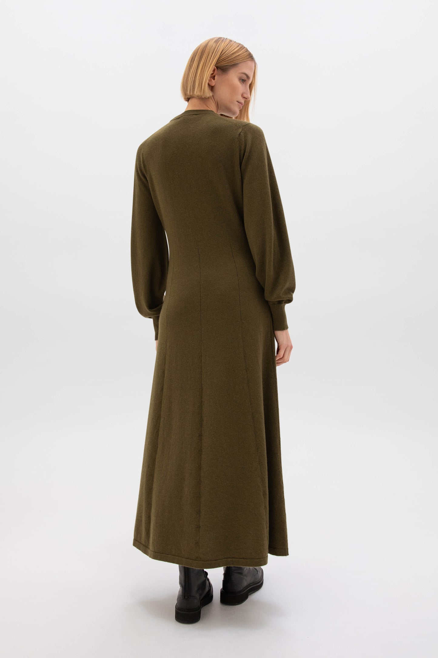 Johnstons of Elgin AW24 Women's Knitwear Olive Fit & Flare Cashmere Dress KAP05277SC4573