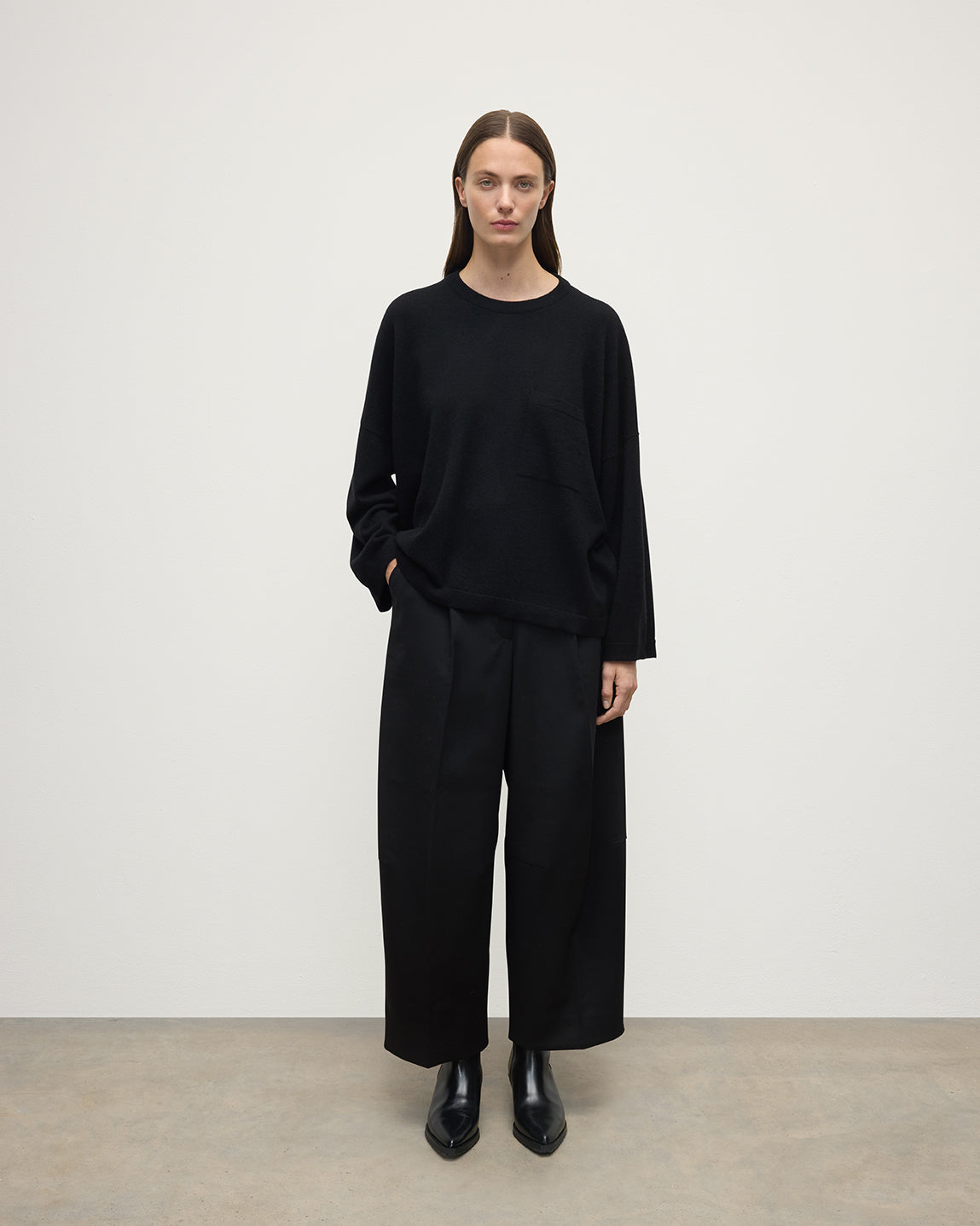 Slouch Women's Black Cashmere Sweater Women's Cashmere