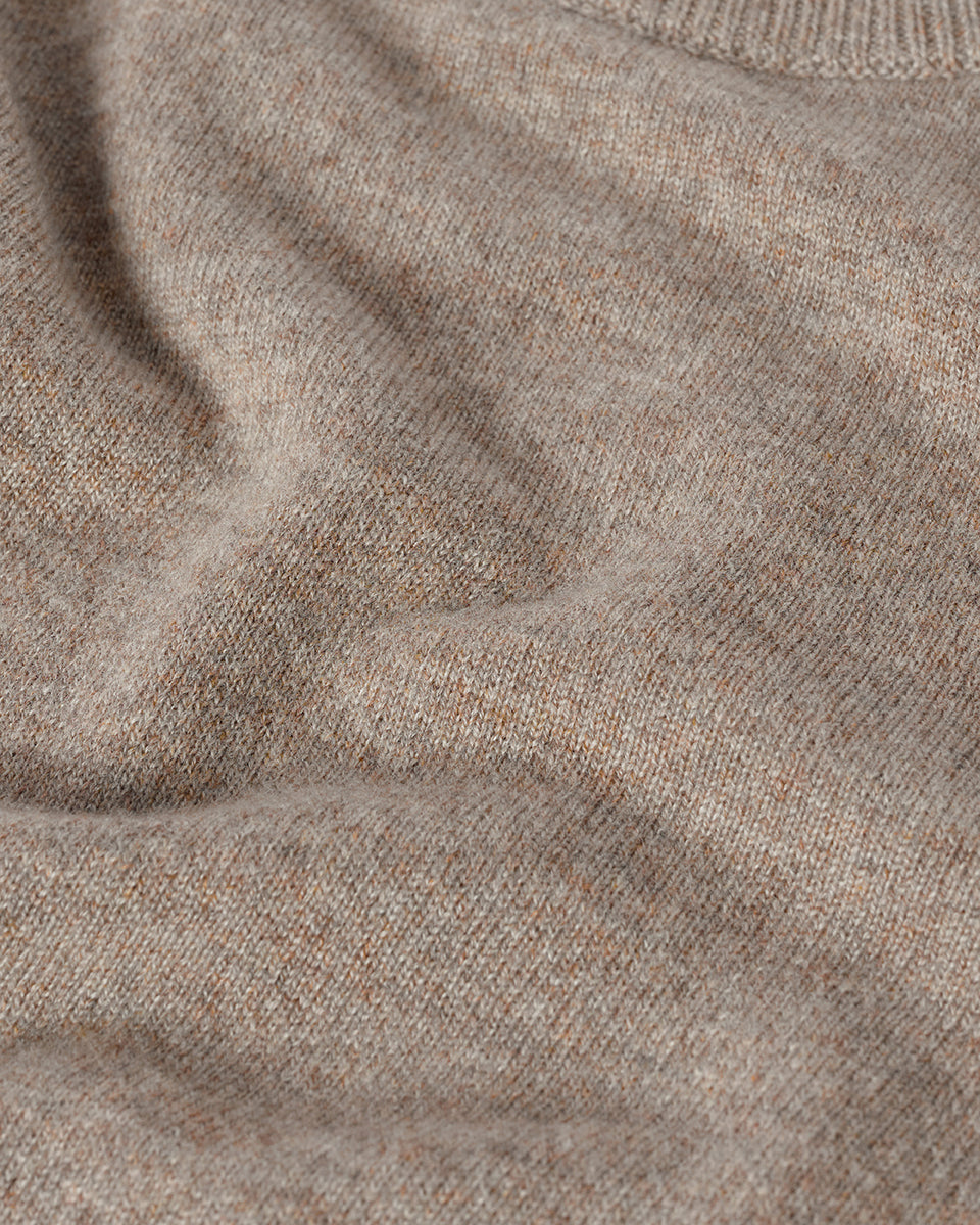 Johnstons of Elgin AW25 Men's Knitwear Ash Classic Cashmere Brown Round Neck Jumper KAP05471HB4334