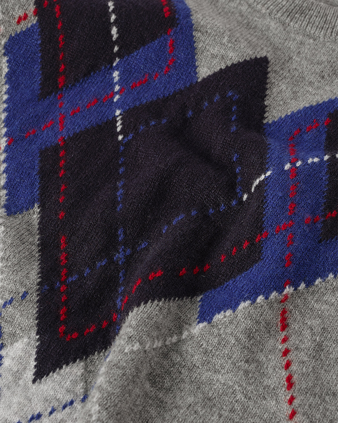 JOHNSTONS OF ELGIN WOMENS ARGYLL LE JABOTS SLEEVELESS CREW GREY 100% CASHMERE KAP05766JU1611