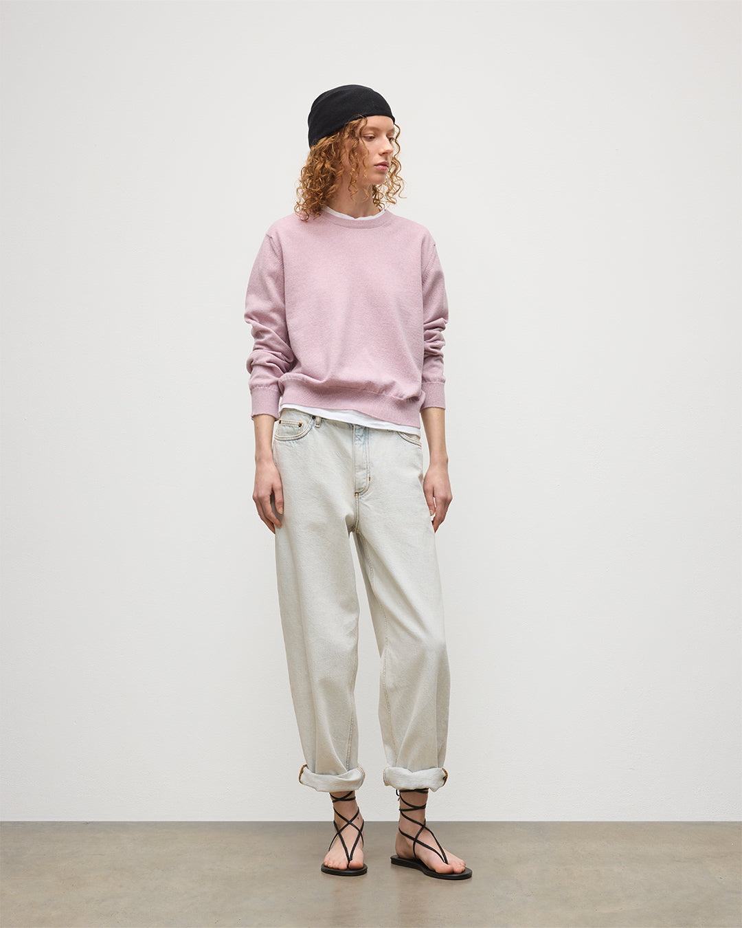 良好 Johnstons ジョンストンズ  長袖ニット サイズ:S  ピンク カシミヤ100％ レディース 　240001127822 Lunan Light Pink Classic Cashmere Jumper | Made In Scotland