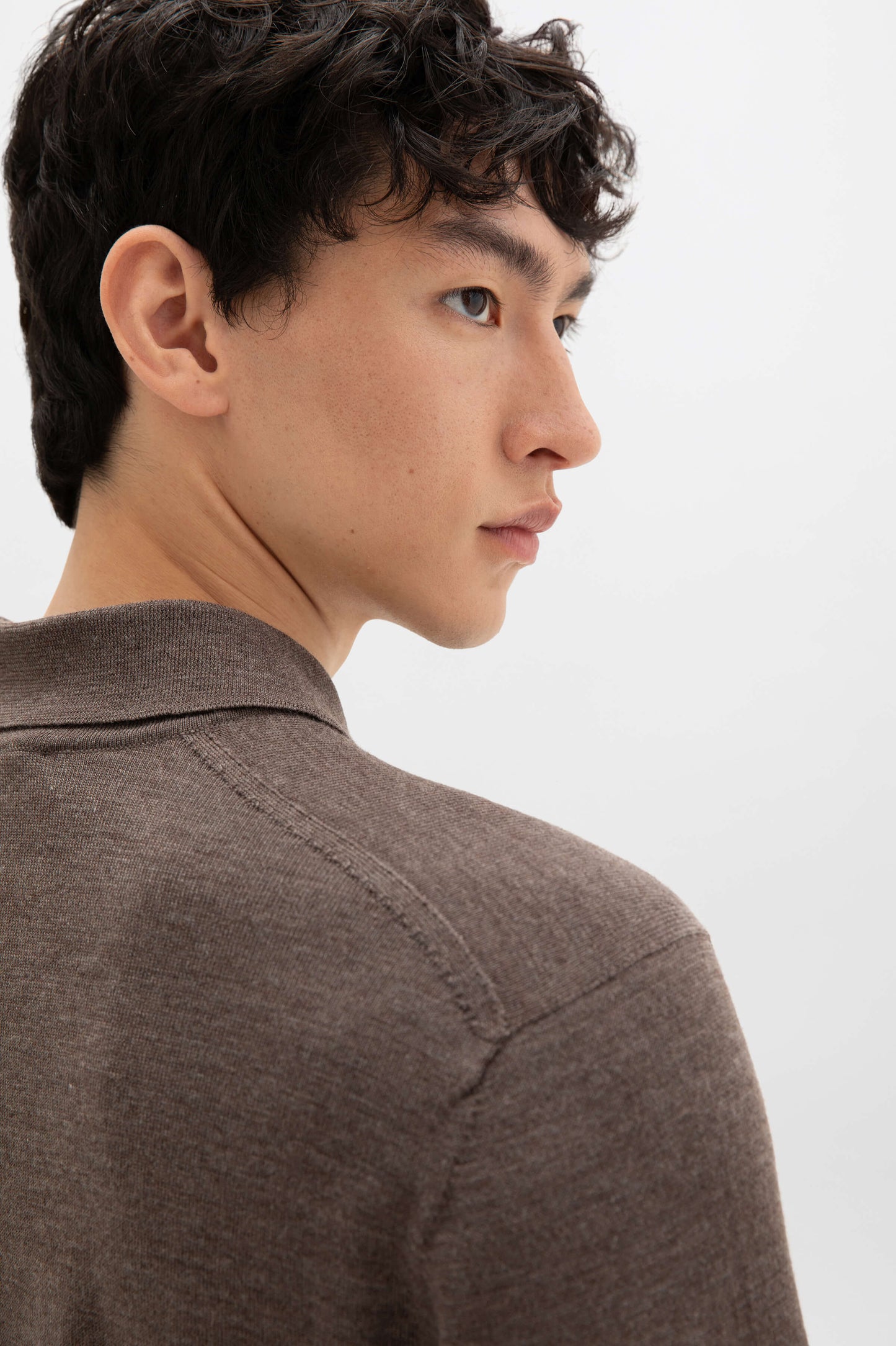 Johnstons of Elgin AW24 Men's Knitwear Ash Merino Long Sleeve Poloshirt KDI00706HB7094