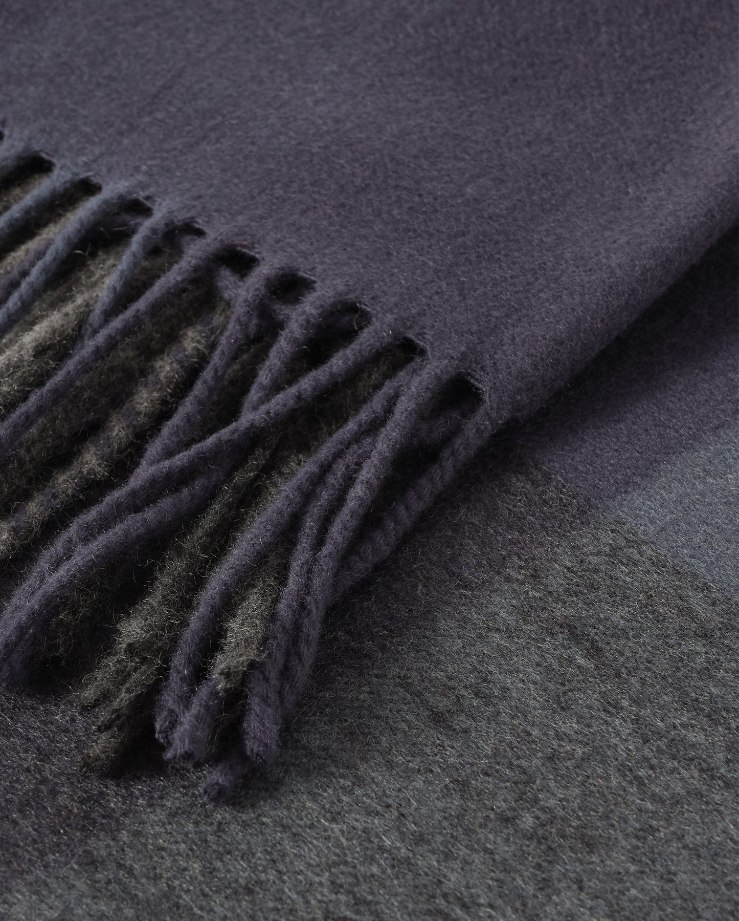 Johnstons of Elgin Umbra 100% Cashmere Throw in Navy, Blue and Grey Scapa Check WA002665RU7782ONE