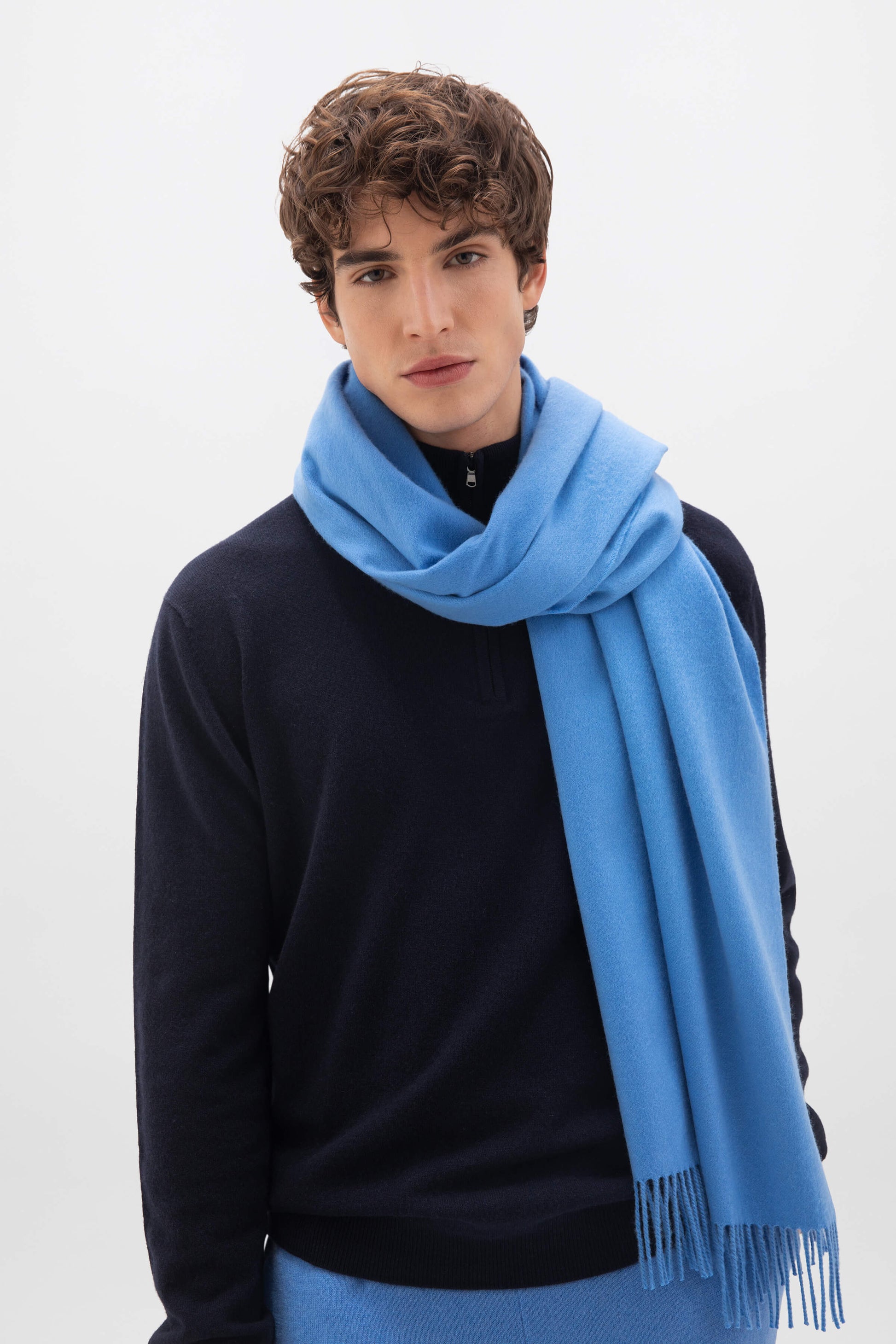 Johnstons of Elgin SS24 Accessories Skye Blue Plain Cashmere Stole WA000056SD0602ONE