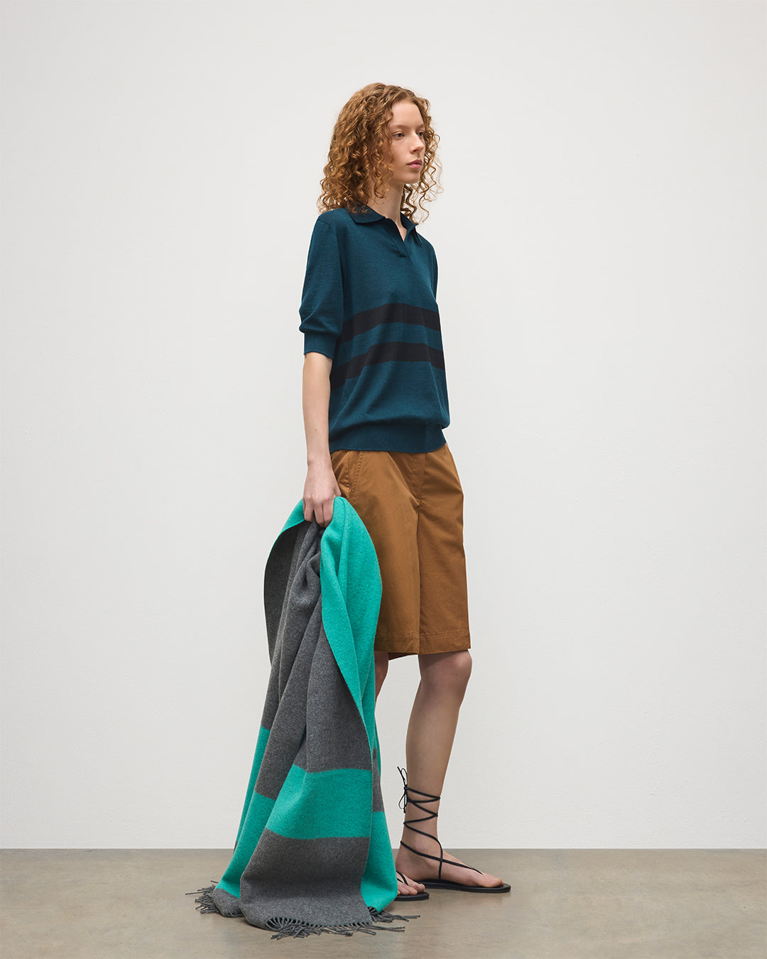 Johnstons of Elgin Green and Grey Stripe Throw 90% Wool 10% Cashmere WB002963RU7814ONE