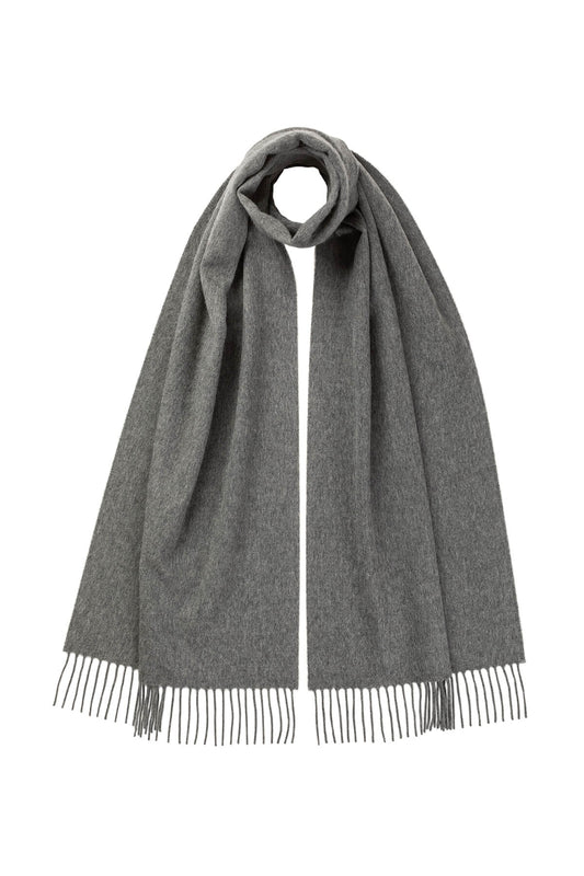Johnstons of Elgin Oversized Cashmere Scarf in Mid Grey on a white background WA000057HA0501ONE