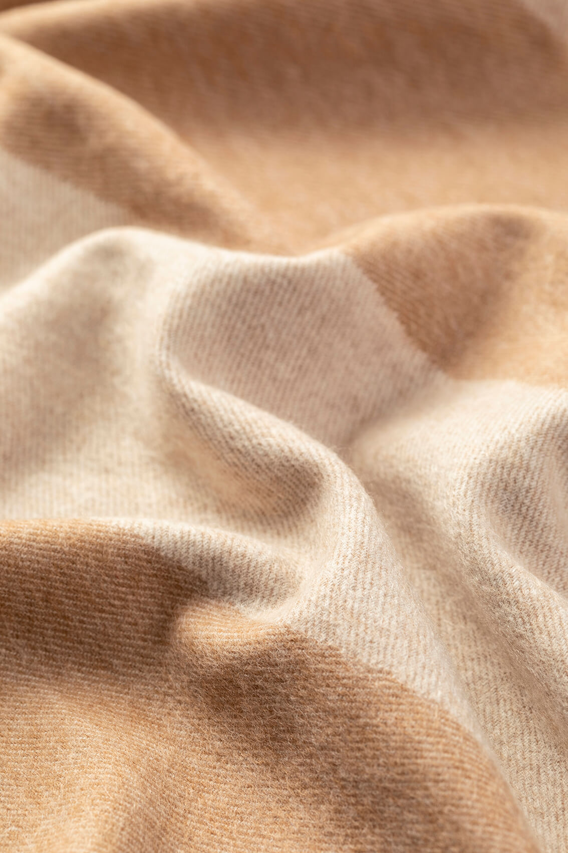 Johnstons of Elgin's Cashmere Vicuna Chevron Stole WV000016RU5636N/A