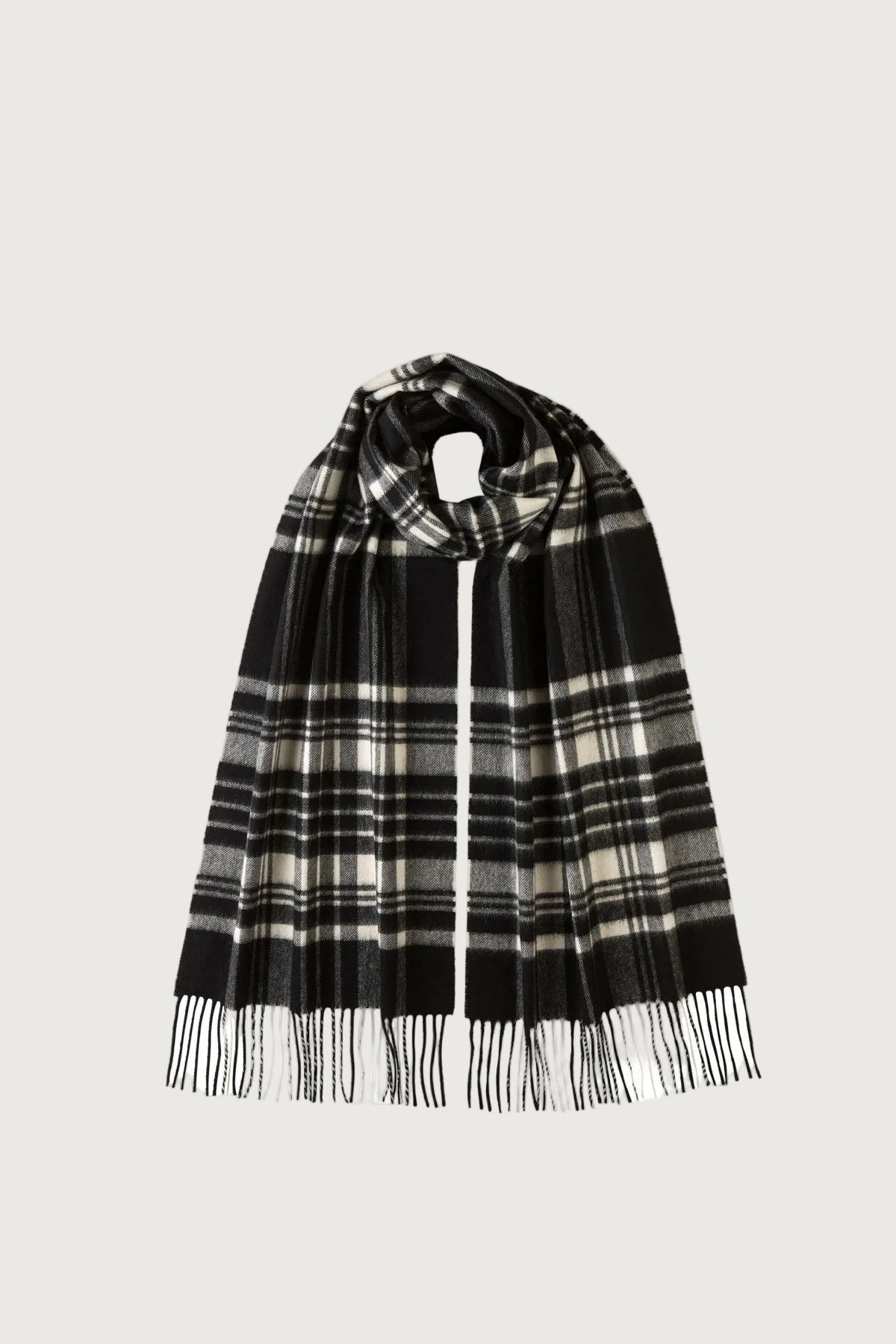 Johnstons of Elgin Oversized Cashmere Scarf in Black & White Stewart WA000057KU0079