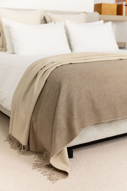 Johnstons of Elgin Blanket Collection Light Brown & Light Grey Reversible Cashmere Bed Throw WA001374RU6323ONE