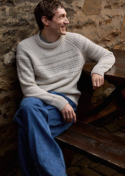 Plain Blue Cashmere Stole | Cashmere Accessories – Johnstons of Elgin