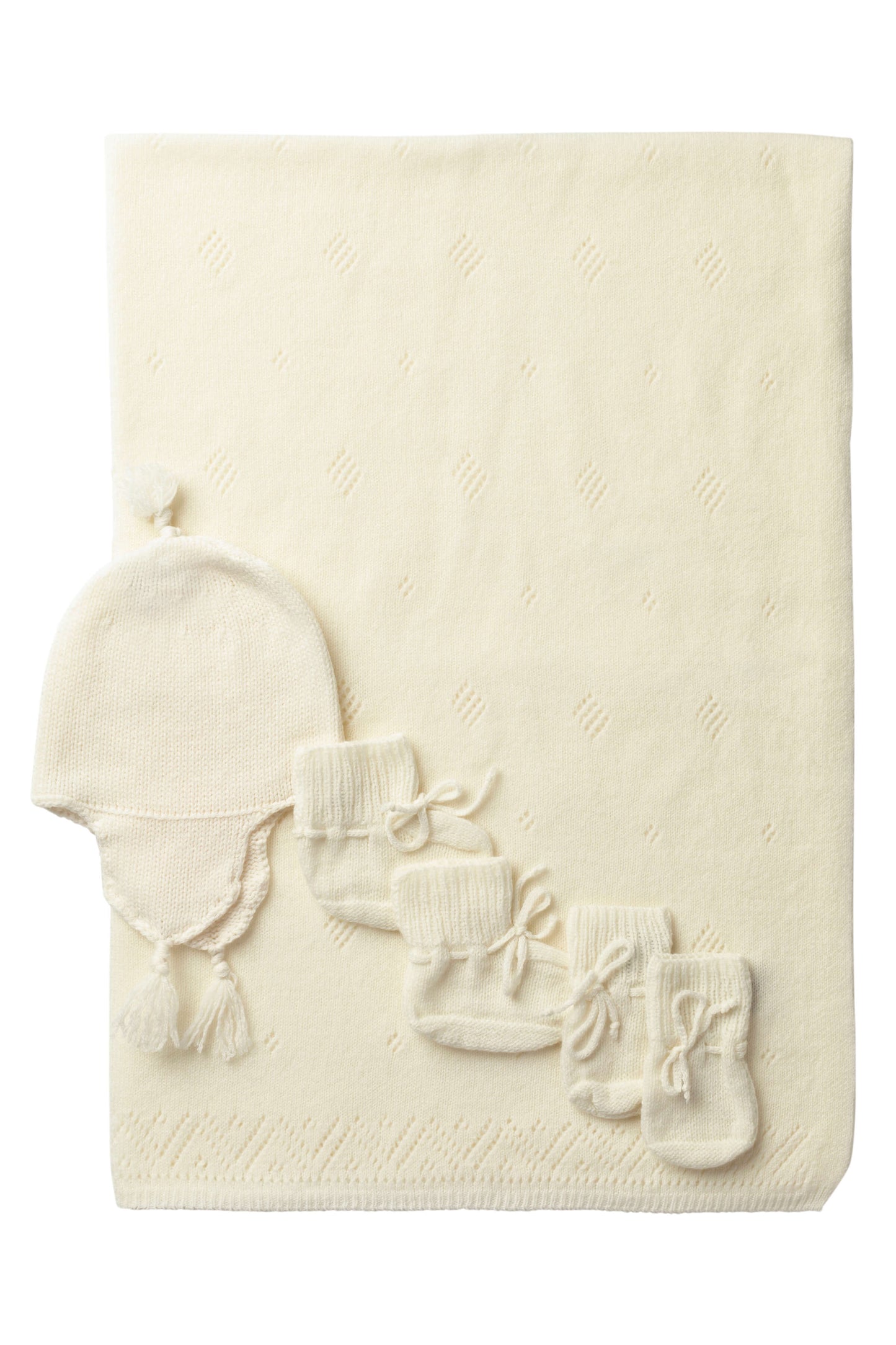 Johnstons of Elgin’s Gift Set includes our Cashmere Pointelle Baby Blanket, Hat, Mittens & Booties in Ecru on a white background AW21GIFTSET18A