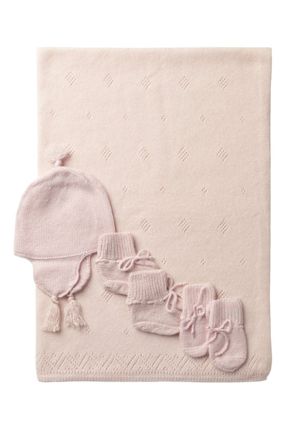 Johnstons of Elgin’s Gift Set includes our Cashmere Pointelle Baby Blanket, Hat, Mittens & Booties in Blush AW21GIFTSET18B