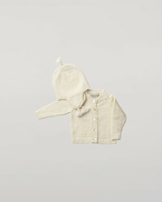 Johnstons of Elgin Baby Handknits ECRU Hand Knit Cashmere Baby Cardigan & Cashmere Beanie Giftset AW21GIFTSET19A