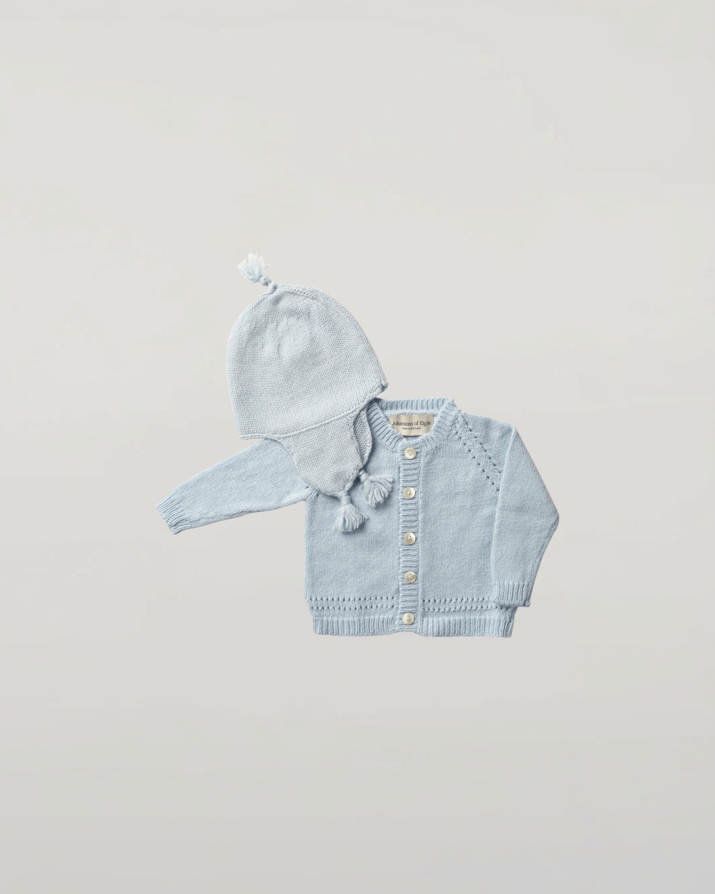 Johnstons of Elgin Baby Handknits Powder Blue Hand Knit Cashmere Baby Cardigan & Cashmere Beanie Giftset AW21GIFTSET19C