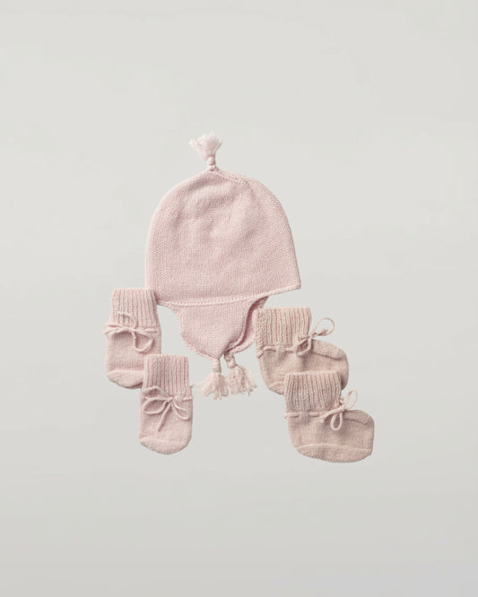 Johnstons of Elgin’s Baby's 1st Cashmere Accessories Gift Set in Blush AW21GIFTSET20B