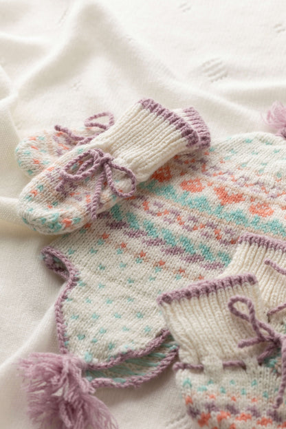 Johnstons of Elgin Baby Handknits Guimauve Hand Knitted Cashmere Fairisle Baby Hat 79012SE4845