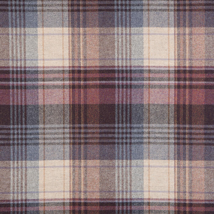 Johnstons of Elgin Glen Isla Lambswool Fabric in Tayberry 550658880