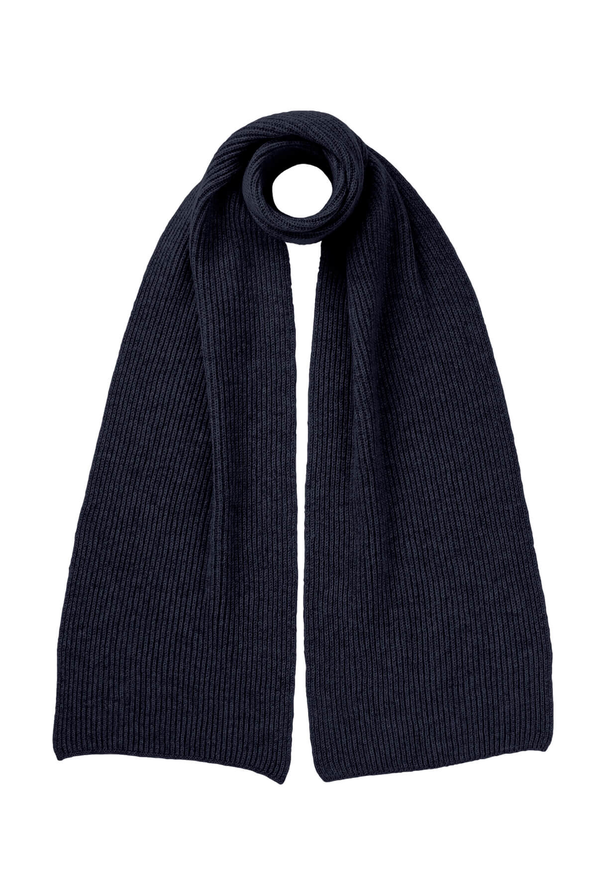 Johnstons of Elgin’s Ribbed Cashmere Scarf Giftset in Navy on a grey background AW23GIFTSET6B