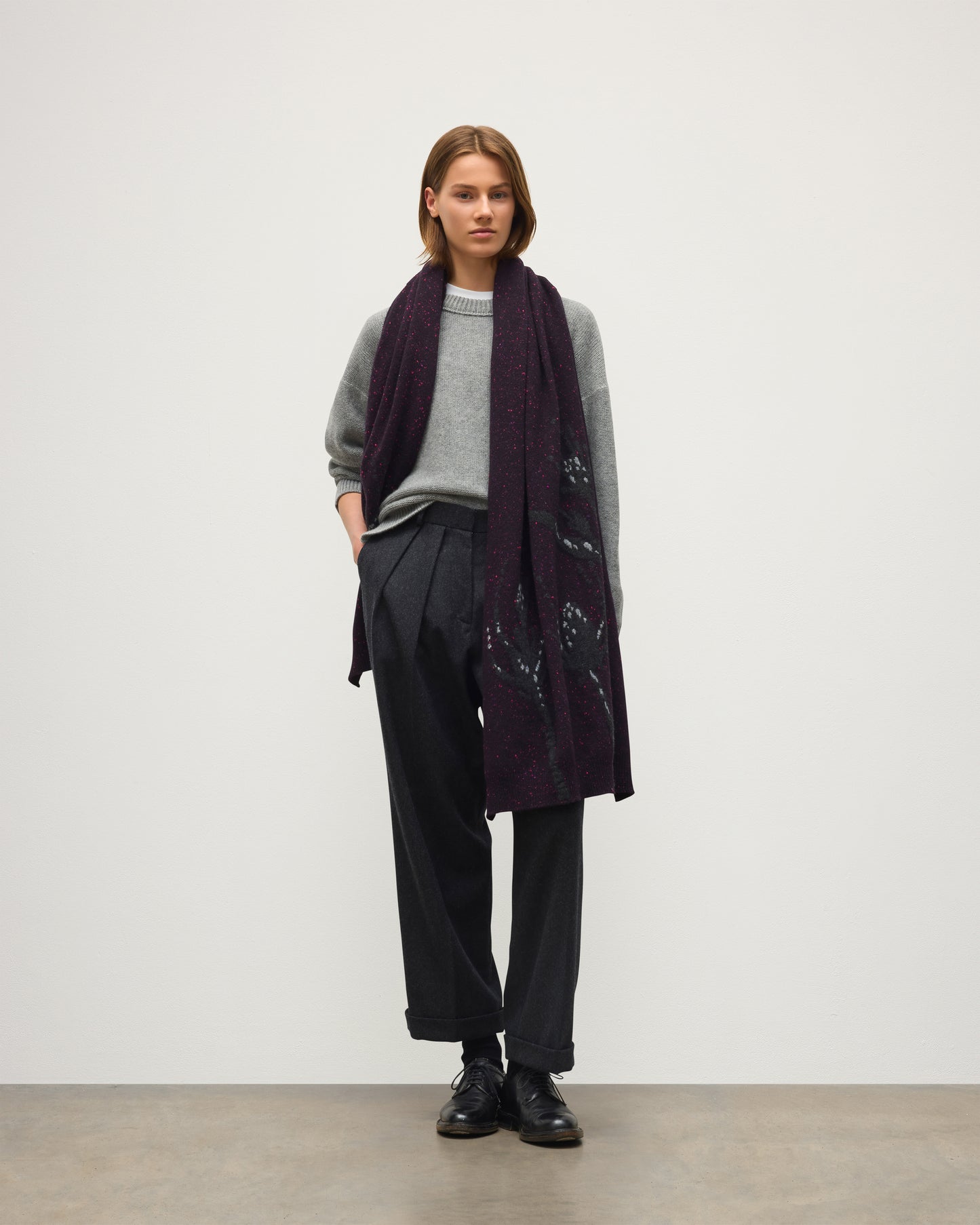 JOHNSTONS OF ELGIN CASHMERE DONEGAL INTARSIA WILD THISTLE WRAP DARK PURPLE 100% CASHMERE HAA03645JU1647ONE