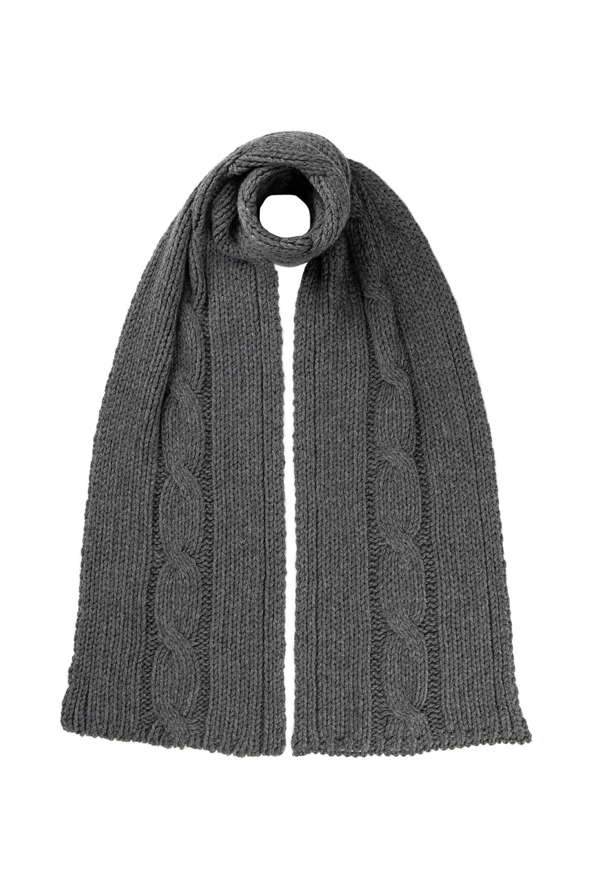 Johnstons of Elgin’s Mid Grey Luxe Chunky Cable Cashmere Scarf on a white background HAB03195HA4181