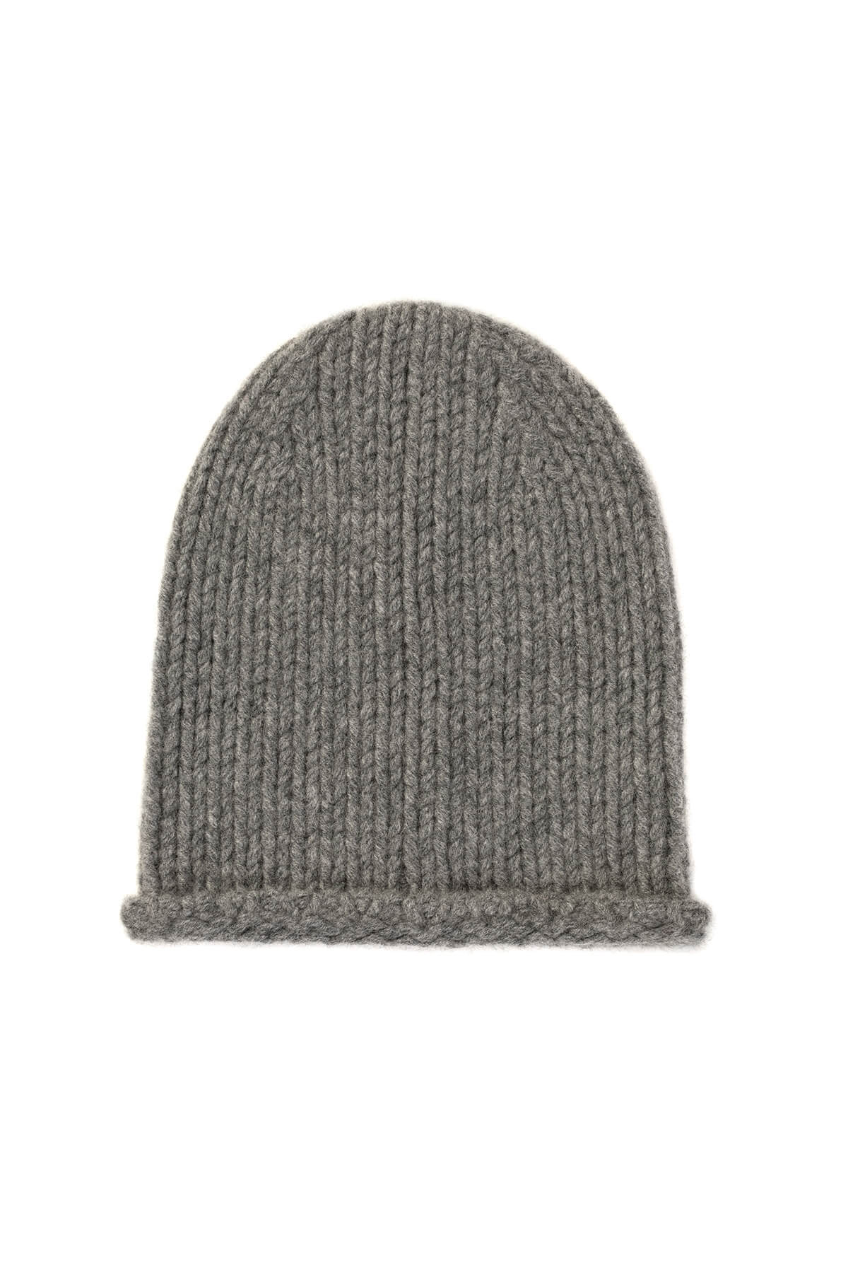 Johnstons of Elgin Luxe Chunky Cashmere Hat in Granite on a white background HAB03196HA5931