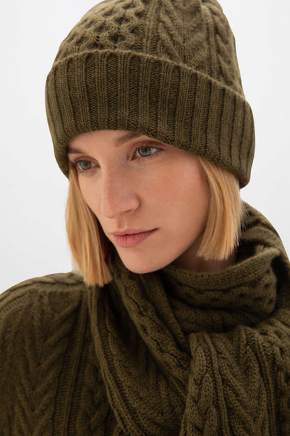 Johnstons of Elgin AW24 Knitted Accessory Olive Aran Cable Cashmere Gift Set AW24GIFTSET8B