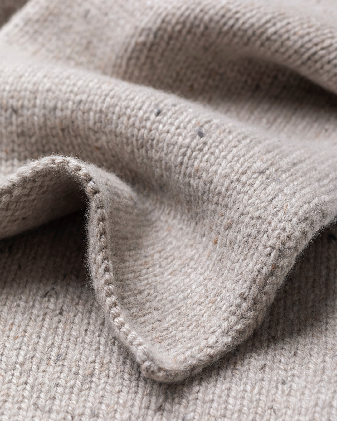 JOHNSTONS OF ELGIN TIREE SCARF NATURAL 100% CASHMERE HAC03622HA0397ONE