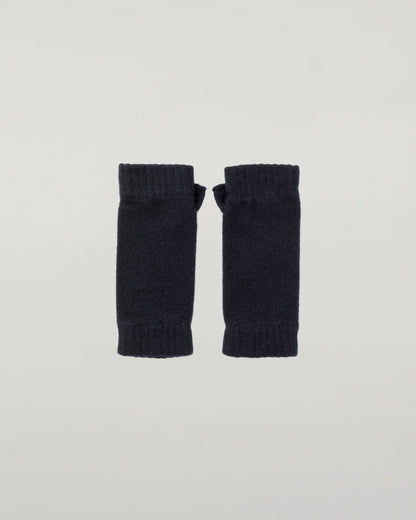 Johnstons of Elgin AW25 Knitted Accessories Dark Navy Navy Cashmere Wrist Warmers HAD03215SD7286ONE