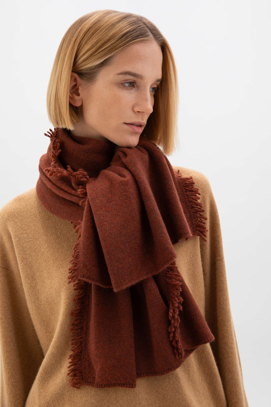 Johnstons of Elgin AW24 Knitted Accessory Russet Fringed Gauzy Cashmere Stole HAE01955HE7051ONE