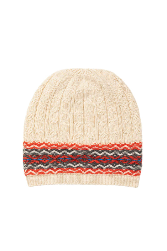 Johnstons of Elgin’s Champagne Fairisle Cable Cashmere Beanie on a white background HAE03272Q2368742